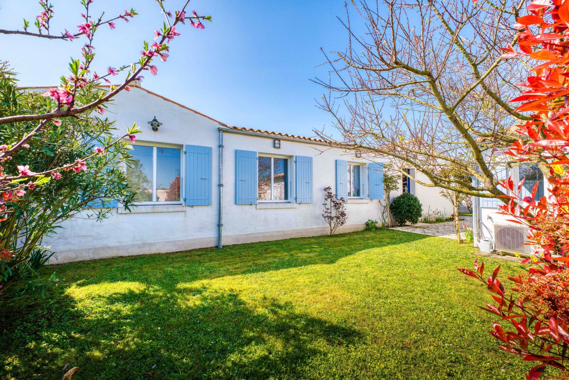 luxury house 7 Rooms for sale on ST PIERRE D OLERON (17310)