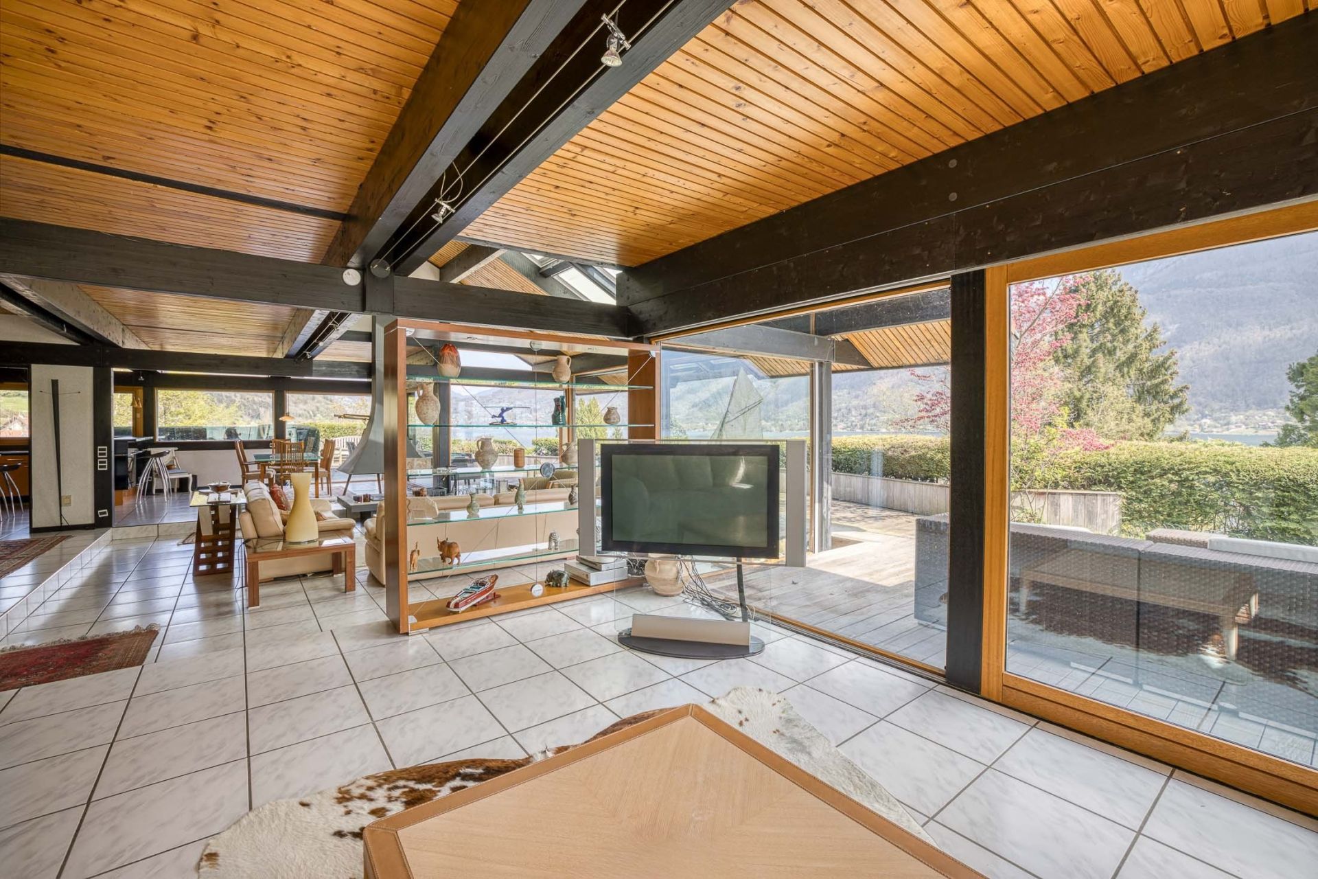 maison de luxe 9 Pièces en vente sur DOUSSARD (74210)