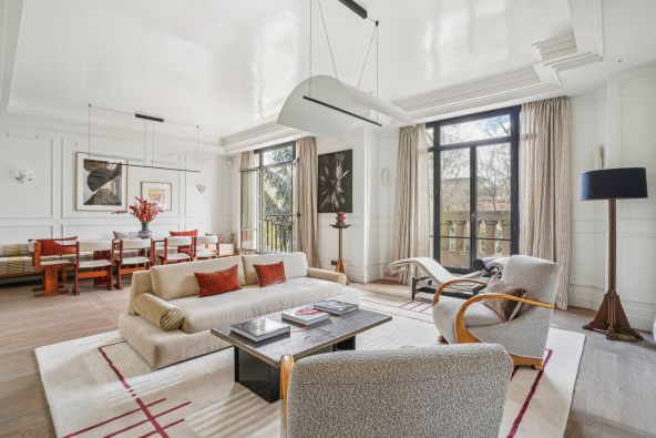 Sale Luxury apartment Neuilly-sur-Seine 5 Rooms 175 m²