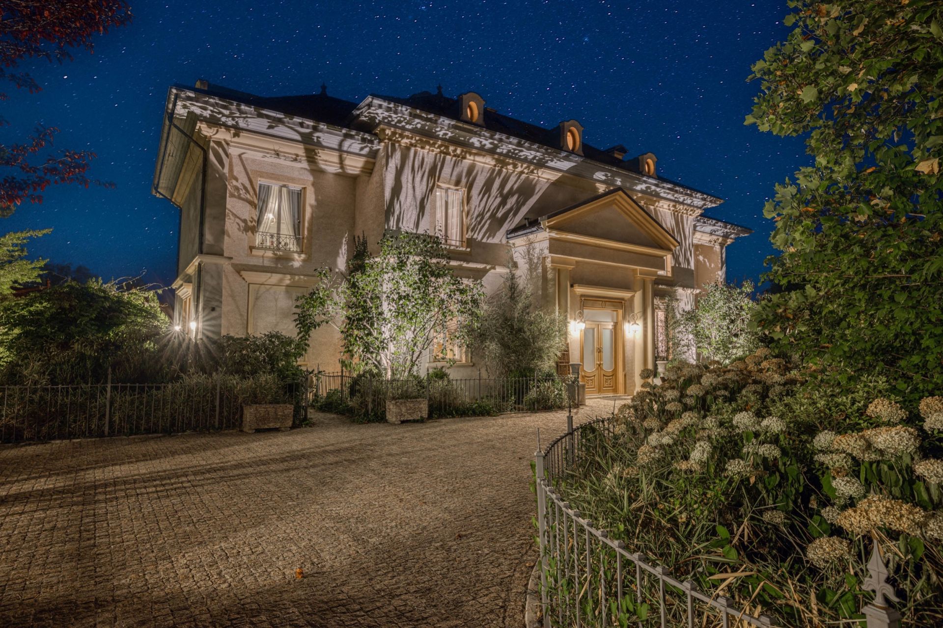 propriété de luxe 13 Pièces en vente sur DIVONNE LES BAINS (01220)