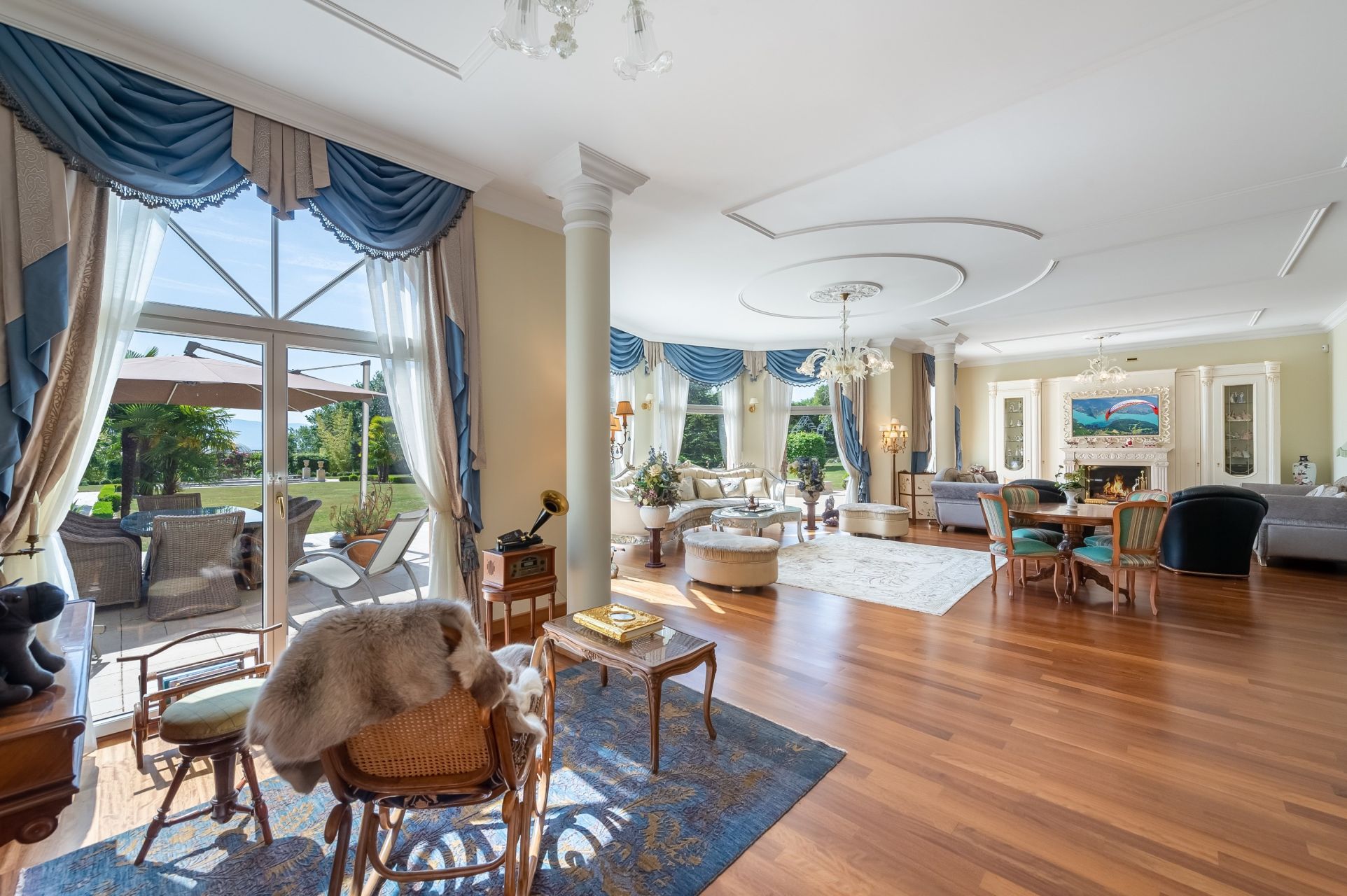 propriété de luxe 13 Pièces en vente sur DIVONNE LES BAINS (01220)