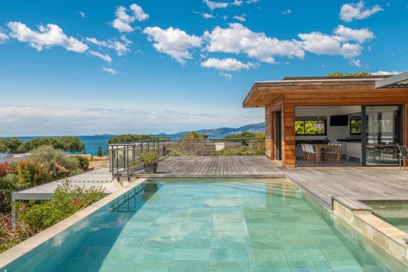 Sale Luxury villa Porticcio 10 Rooms 320 m²