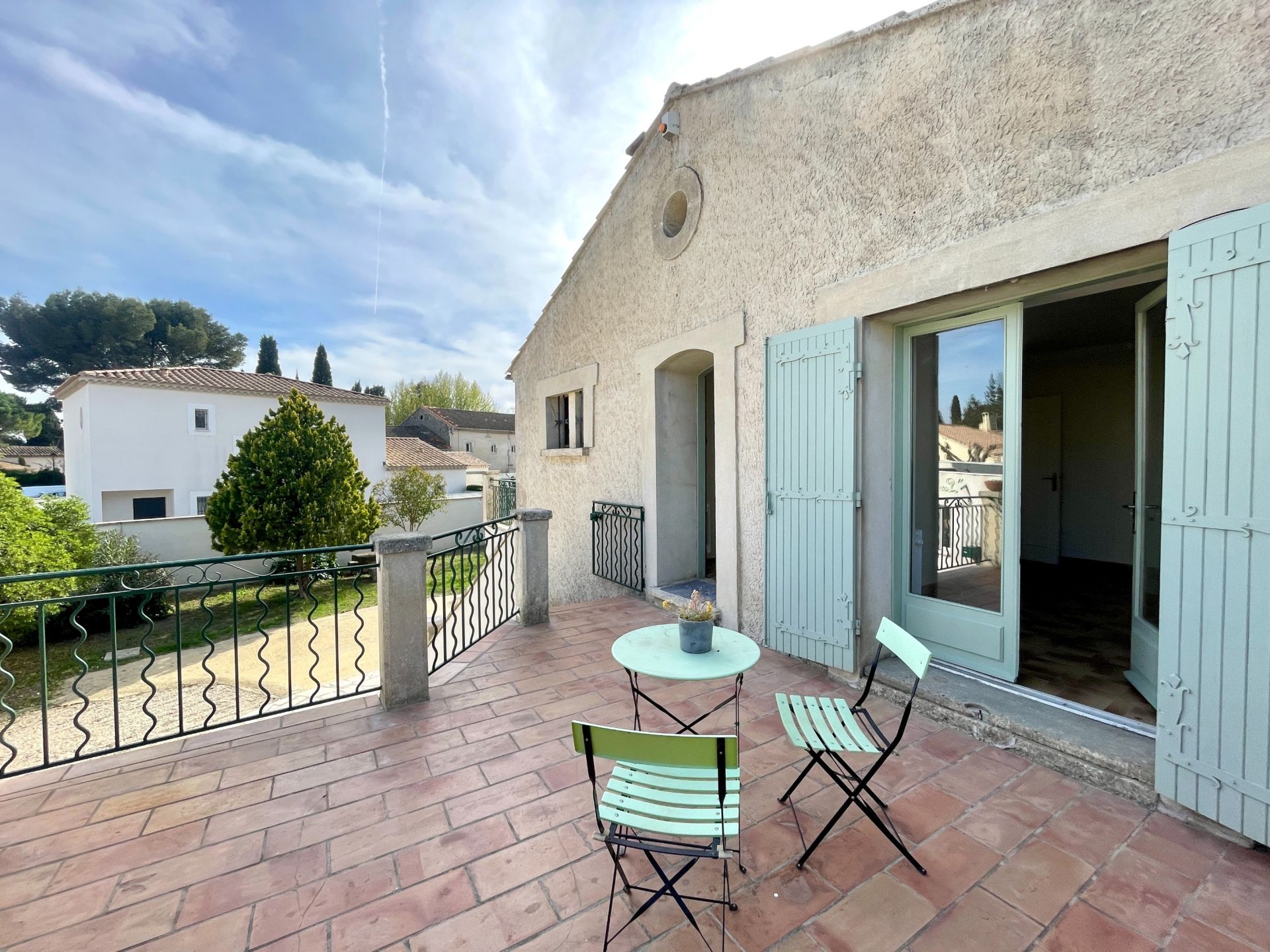 luxury house 4 Rooms for sale on MAILLANE (13910)