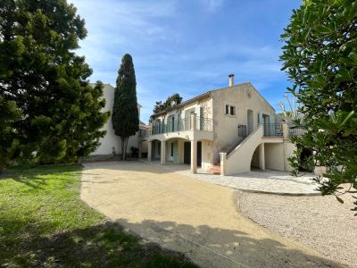Sale Luxury house Maillane 4 Rooms 111 m²