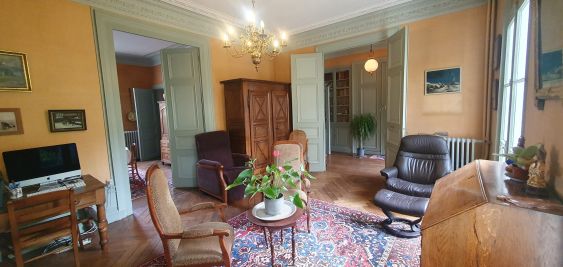 Vente Maison de luxe Tours 8 Pièces 175 m²