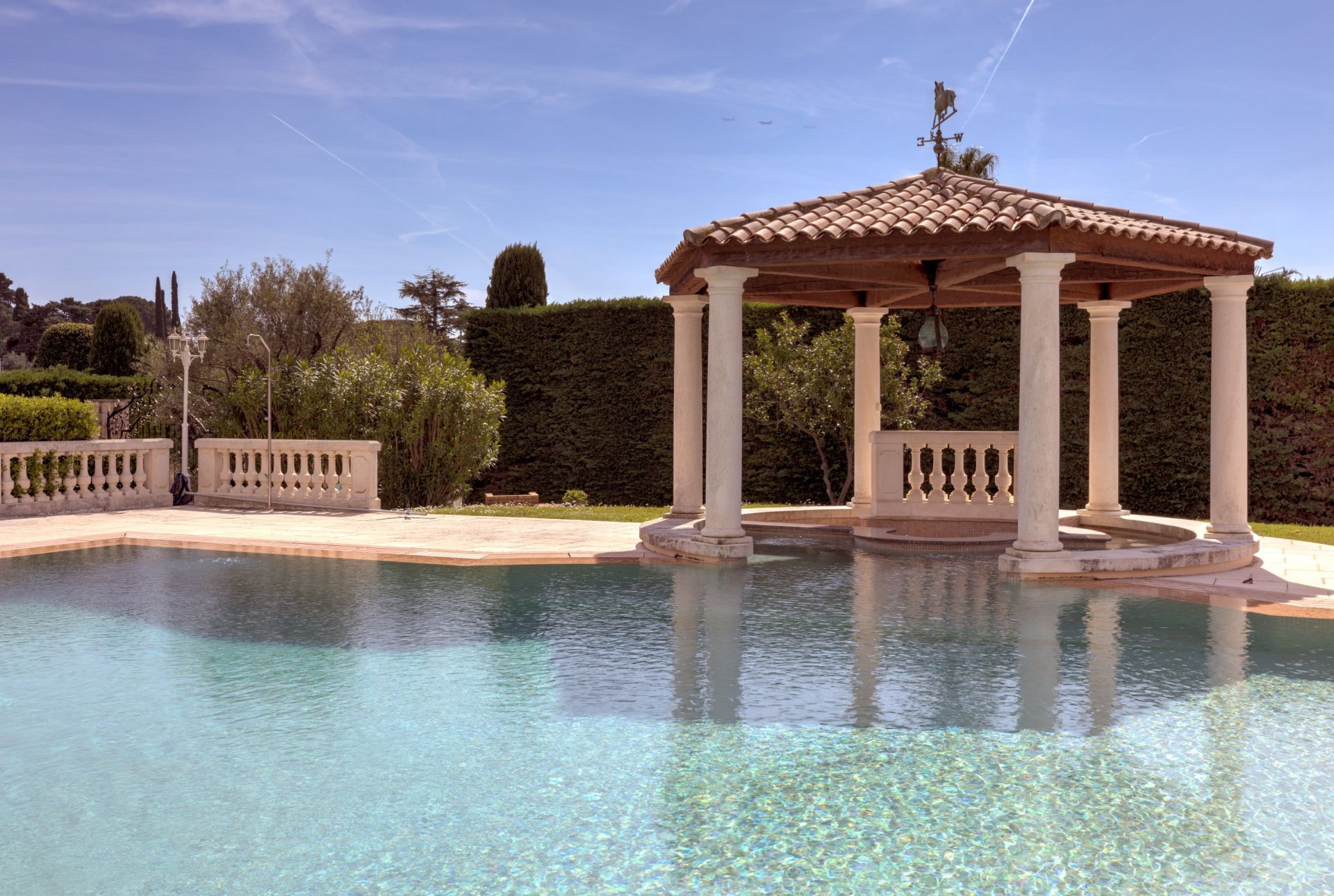 villa de luxe 7 Pièces en vente sur CAP D ANTIBES (06160)