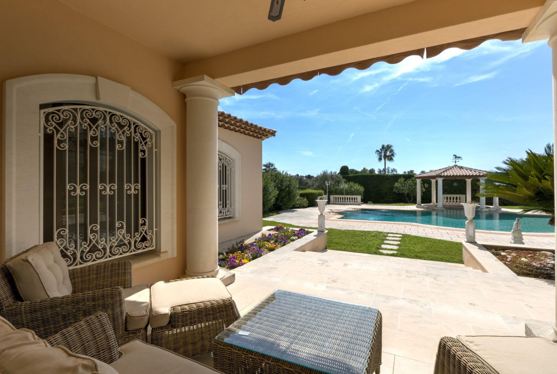 villa de luxe 7 Pièces en vente sur CAP D ANTIBES (06160)