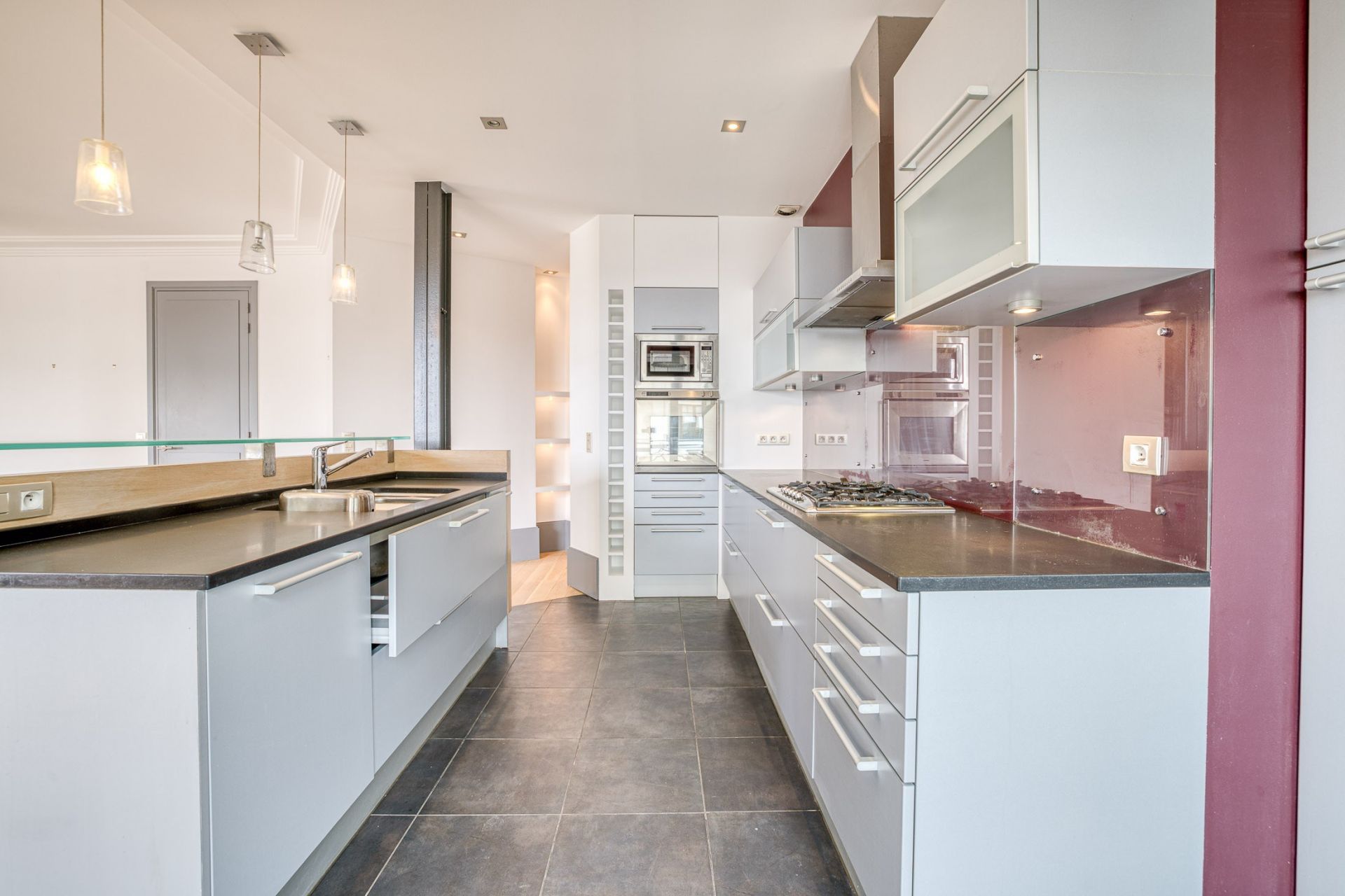 luxury apartment 4 Rooms for sale on ANNECY (74000)