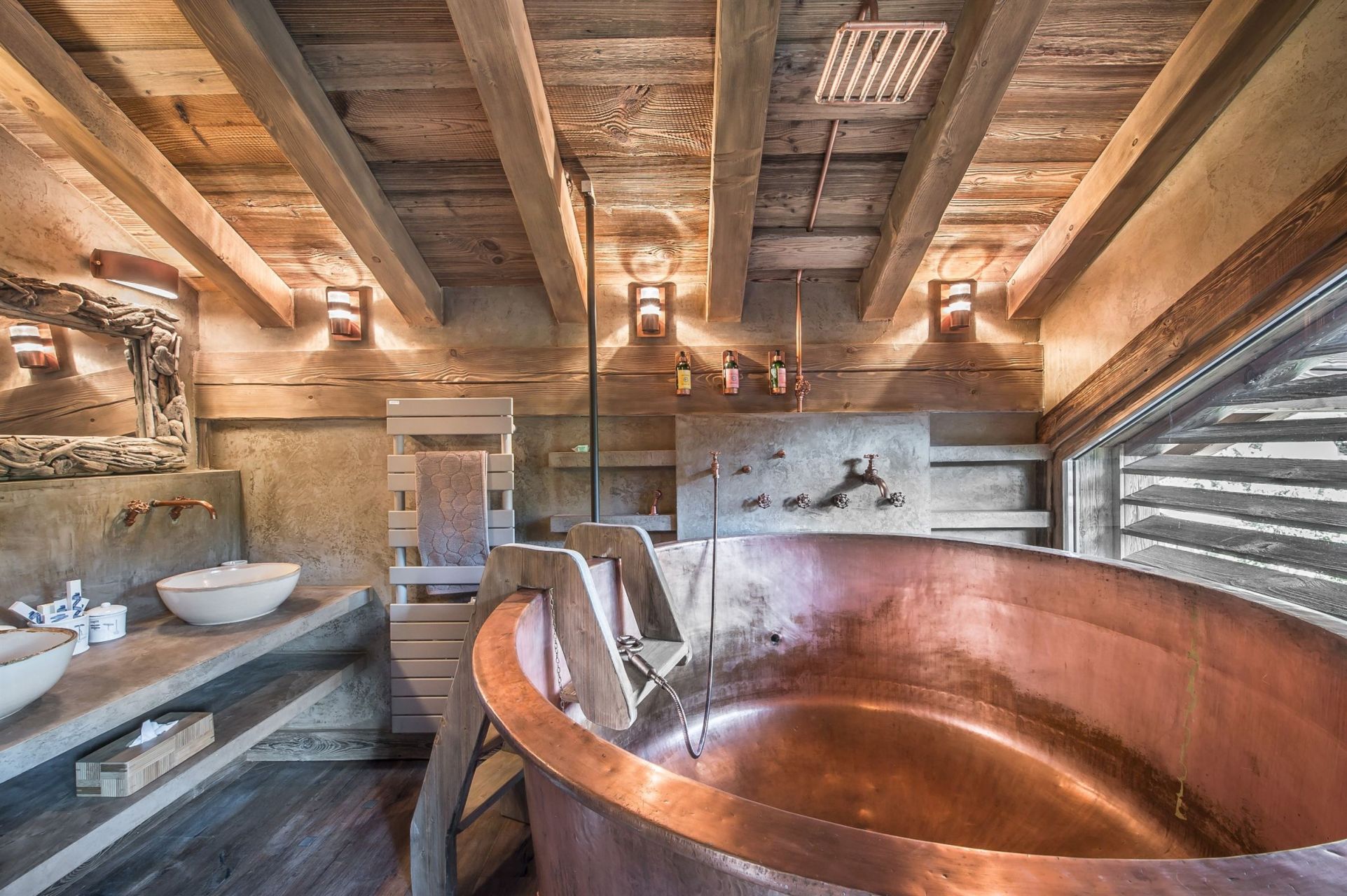 chalet de luxe 7 Pièces en location saisonnière sur MERIBEL LES ALLUES (73550)