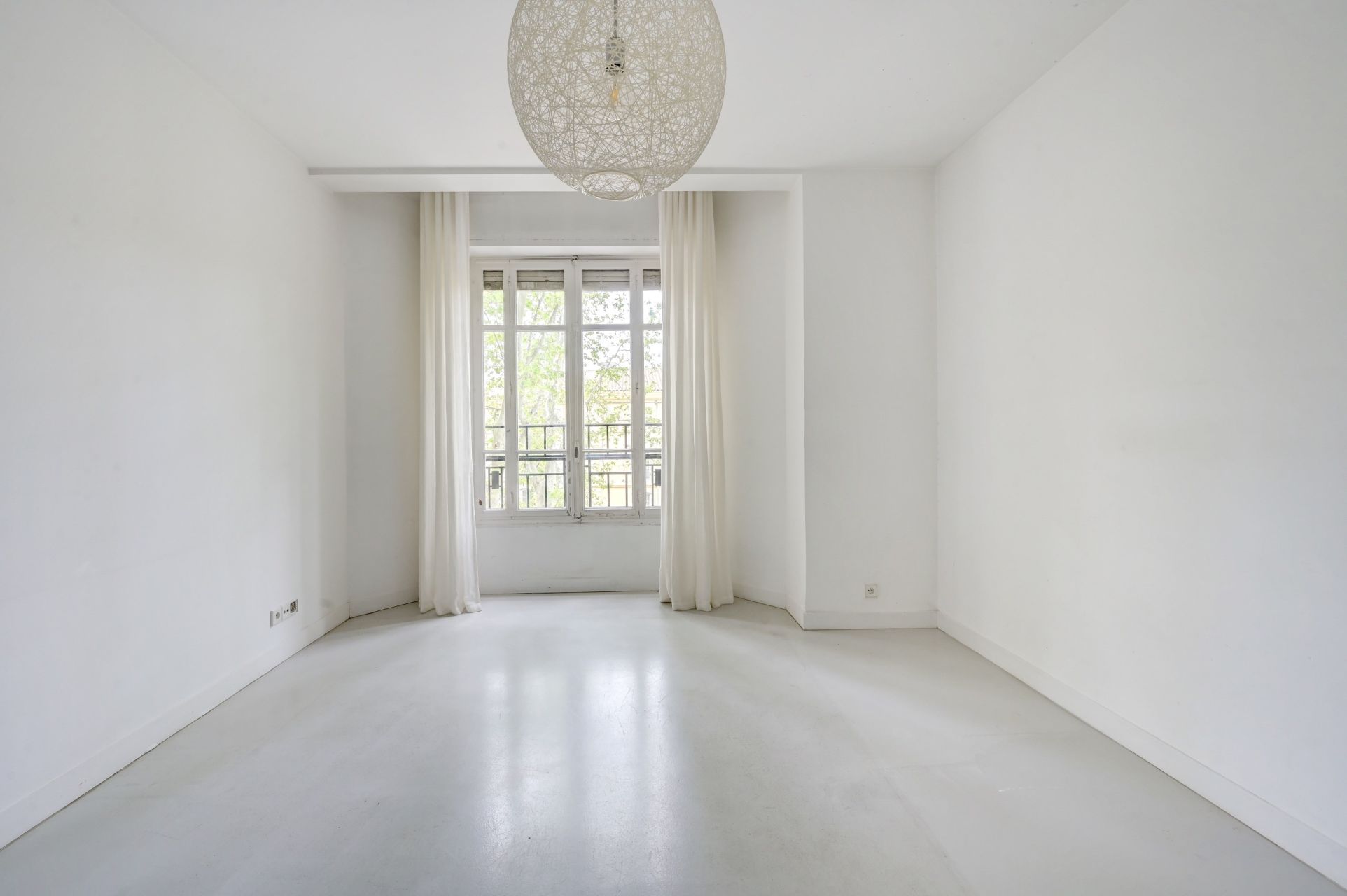 luxury apartment 3 Rooms for sale on AIX EN PROVENCE (13100)