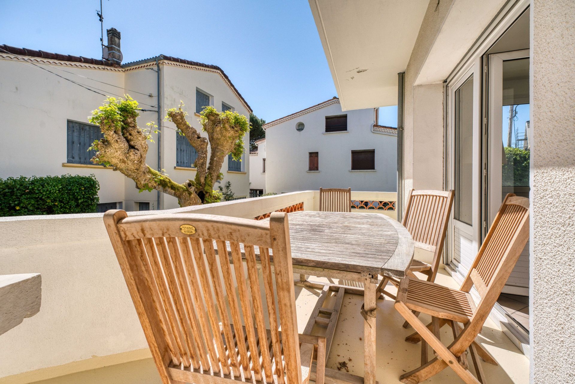 luxury house 8 Rooms for sale on ROYAN (17200)