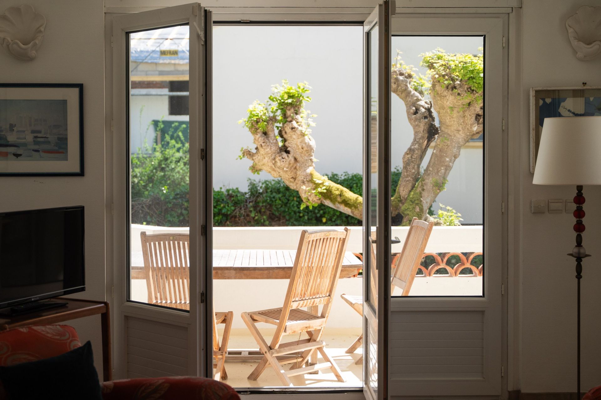 luxury house 8 Rooms for sale on ROYAN (17200)