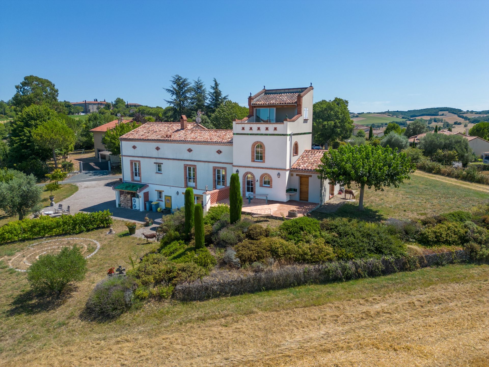 maison de luxe 7 Pièces en vente sur LAVAUR (81500)