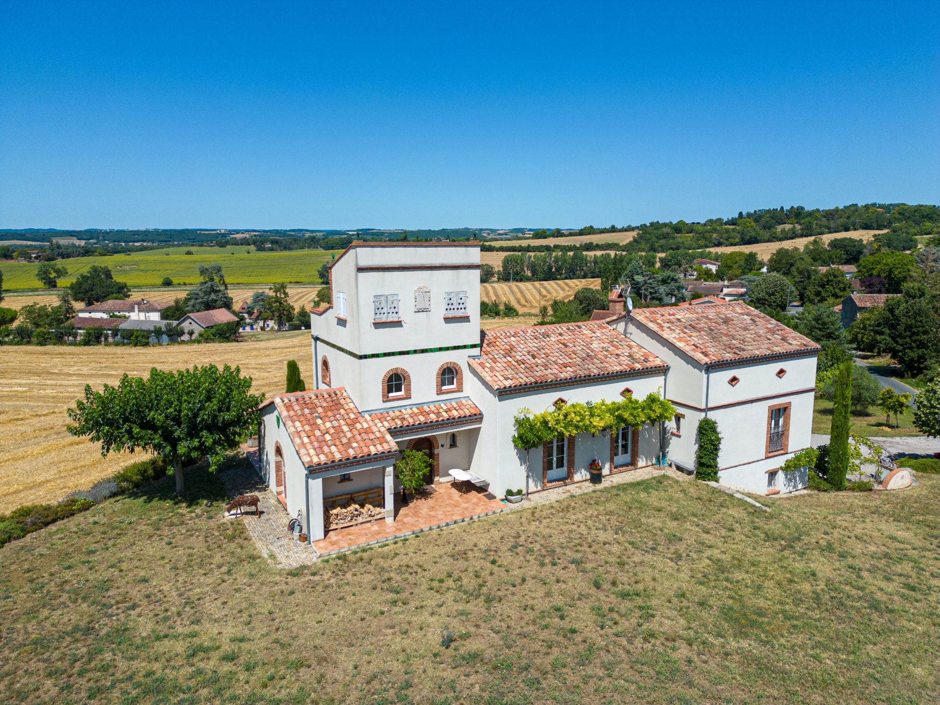 maison de luxe 7 Pièces en vente sur LAVAUR (81500)