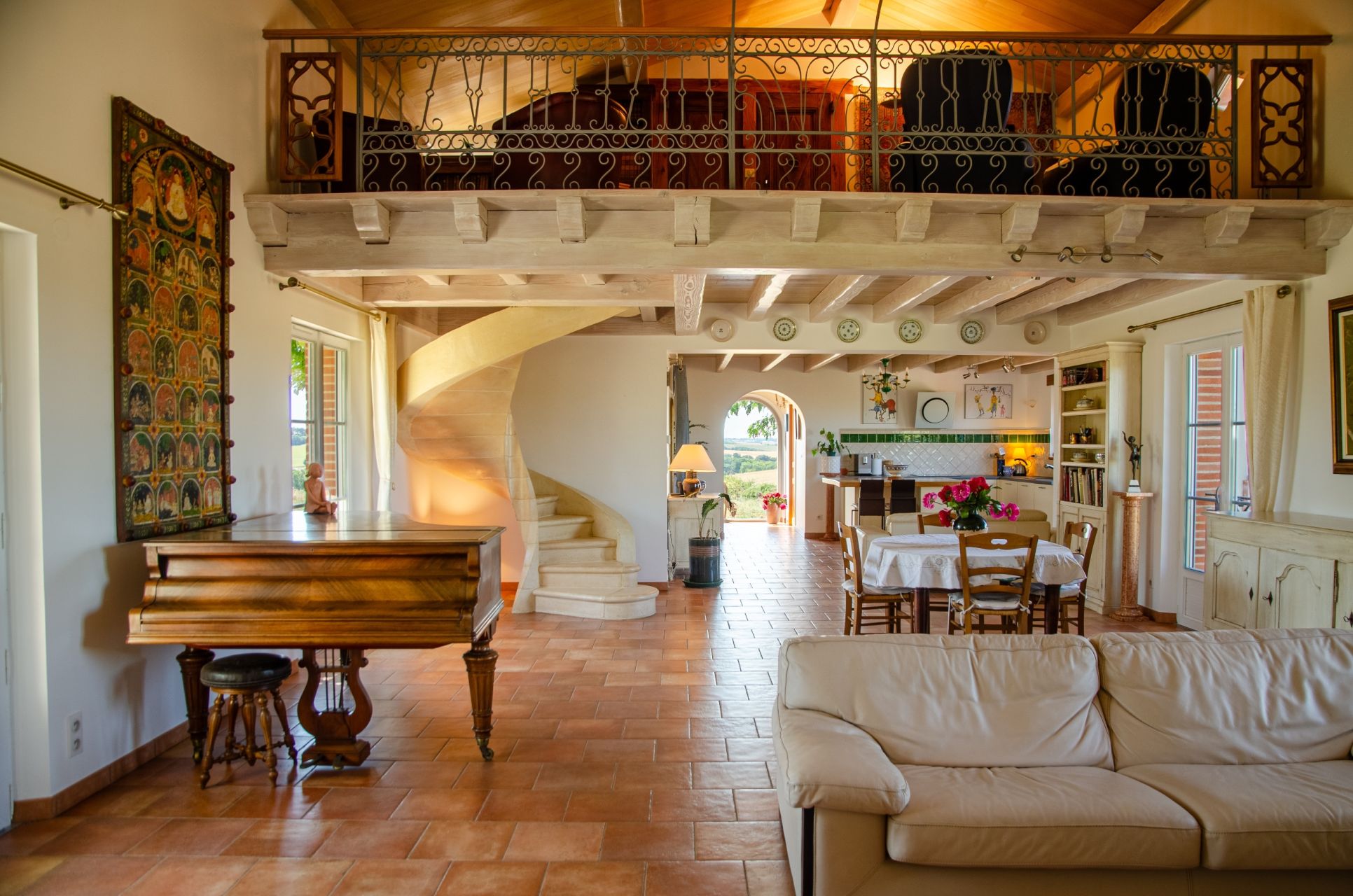 luxury house 7 Rooms for sale on LAVAUR (81500)