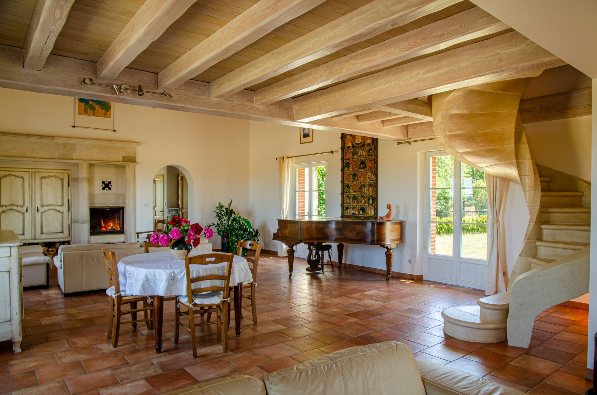 luxury house 7 Rooms for sale on LAVAUR (81500)