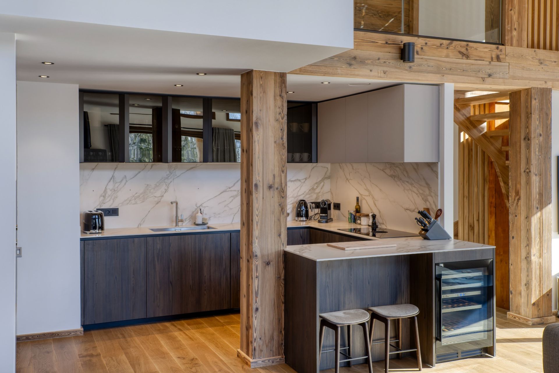 luxury chalet 6 Rooms for seasonal rent on MEGEVE (74120)