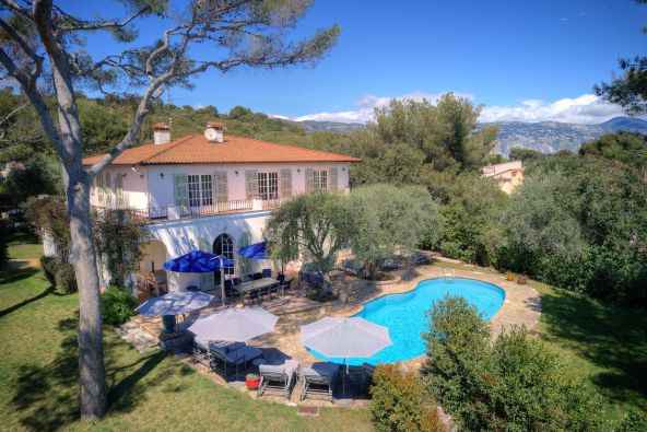 Sale Luxury villa Saint-Jean-Cap-Ferrat 9 Rooms 403 m²