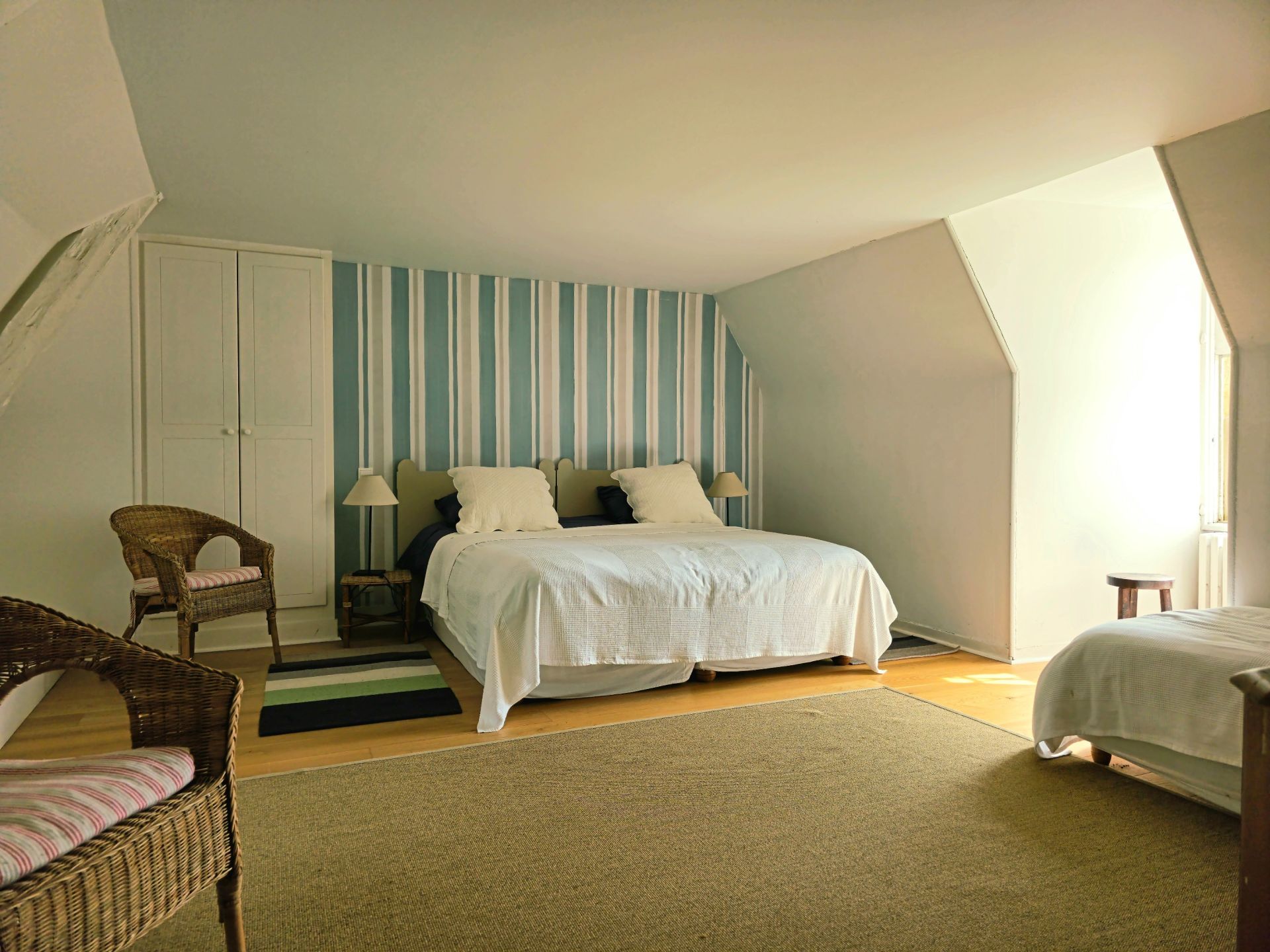 maison de luxe 15 Pièces en vente sur STE ALVERE ST LAURENT LES BATONS (24510)