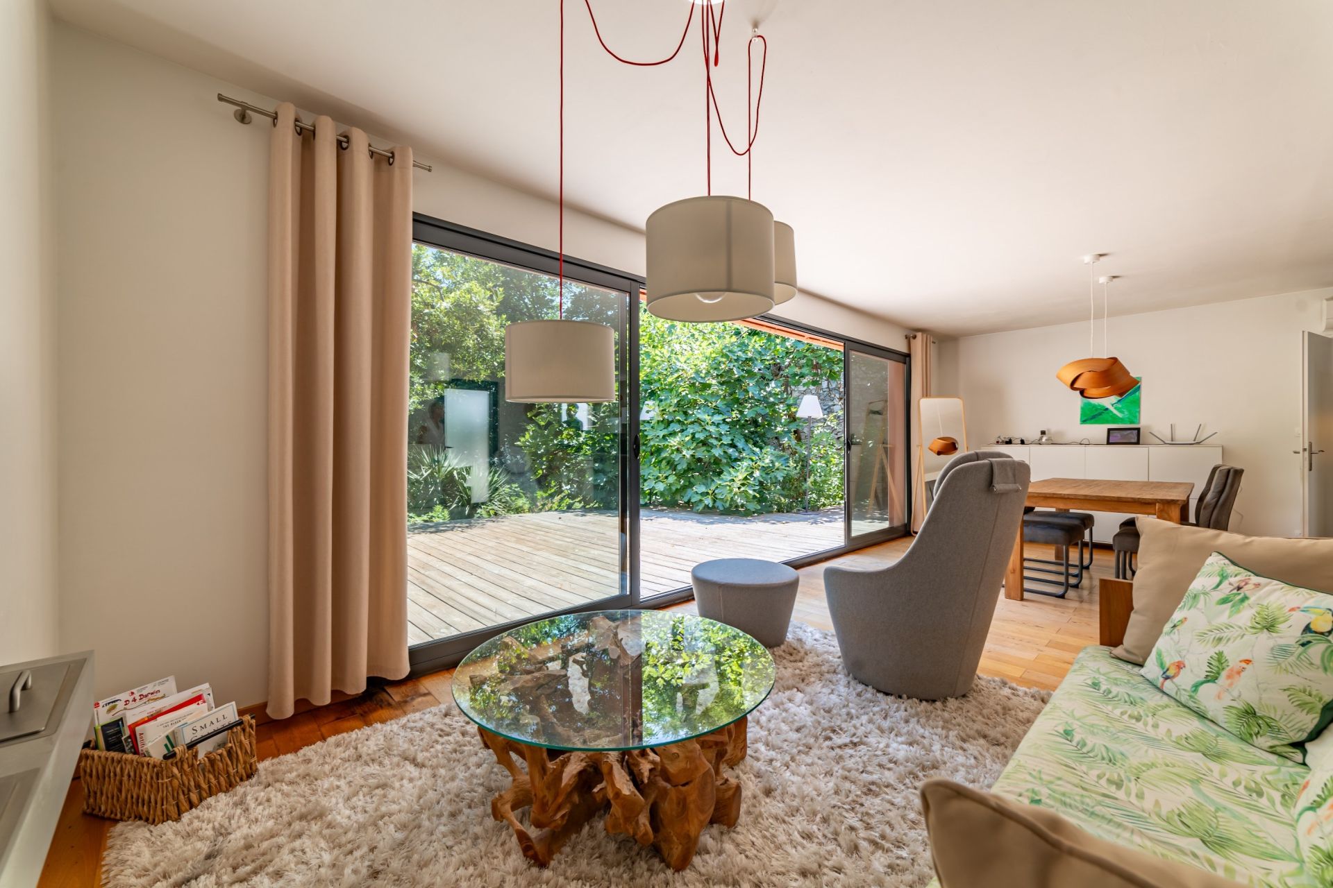 luxury house 5 Rooms for sale on MONTPELLIER (34000)