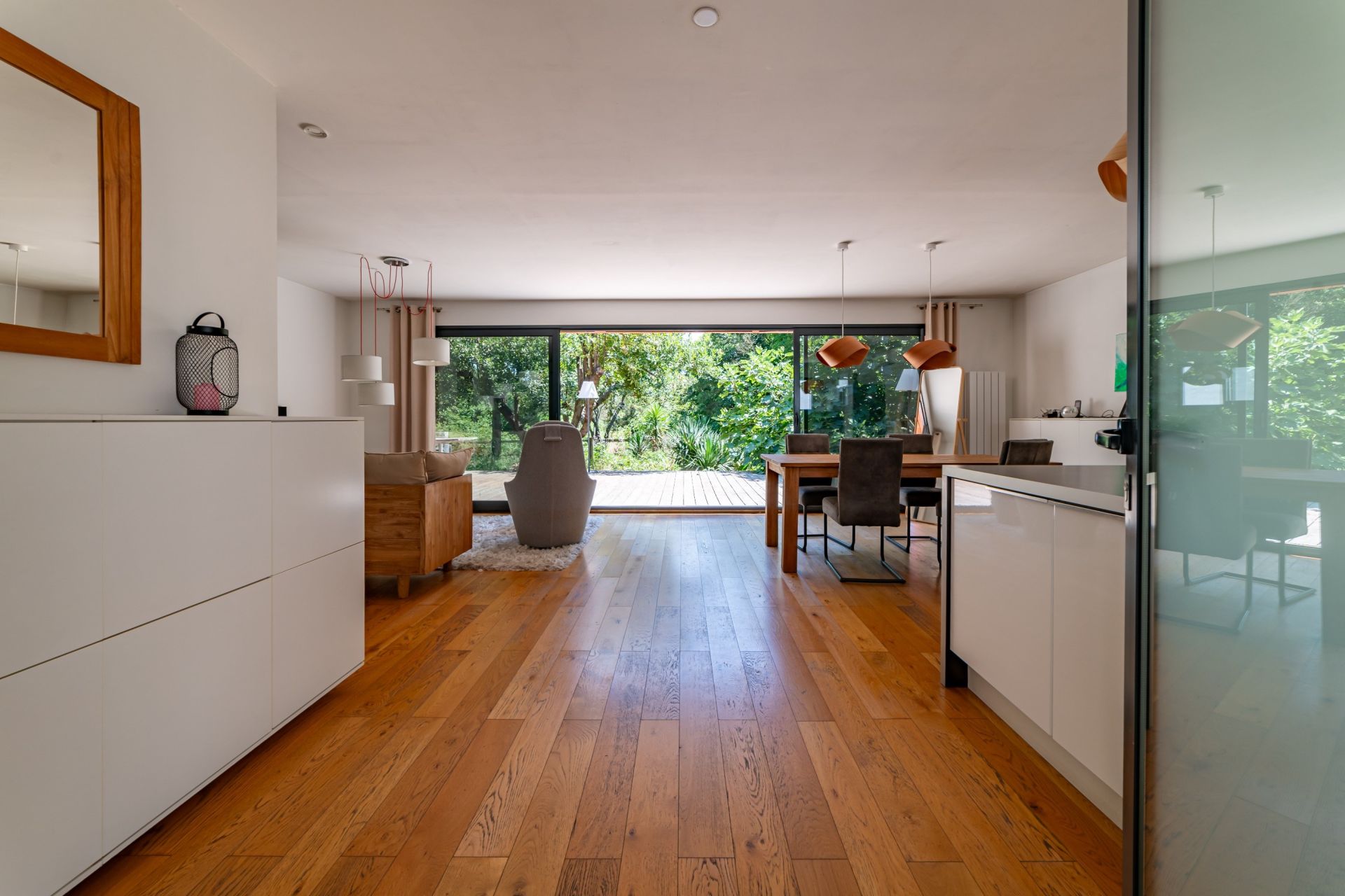 luxury house 5 Rooms for sale on MONTPELLIER (34000)