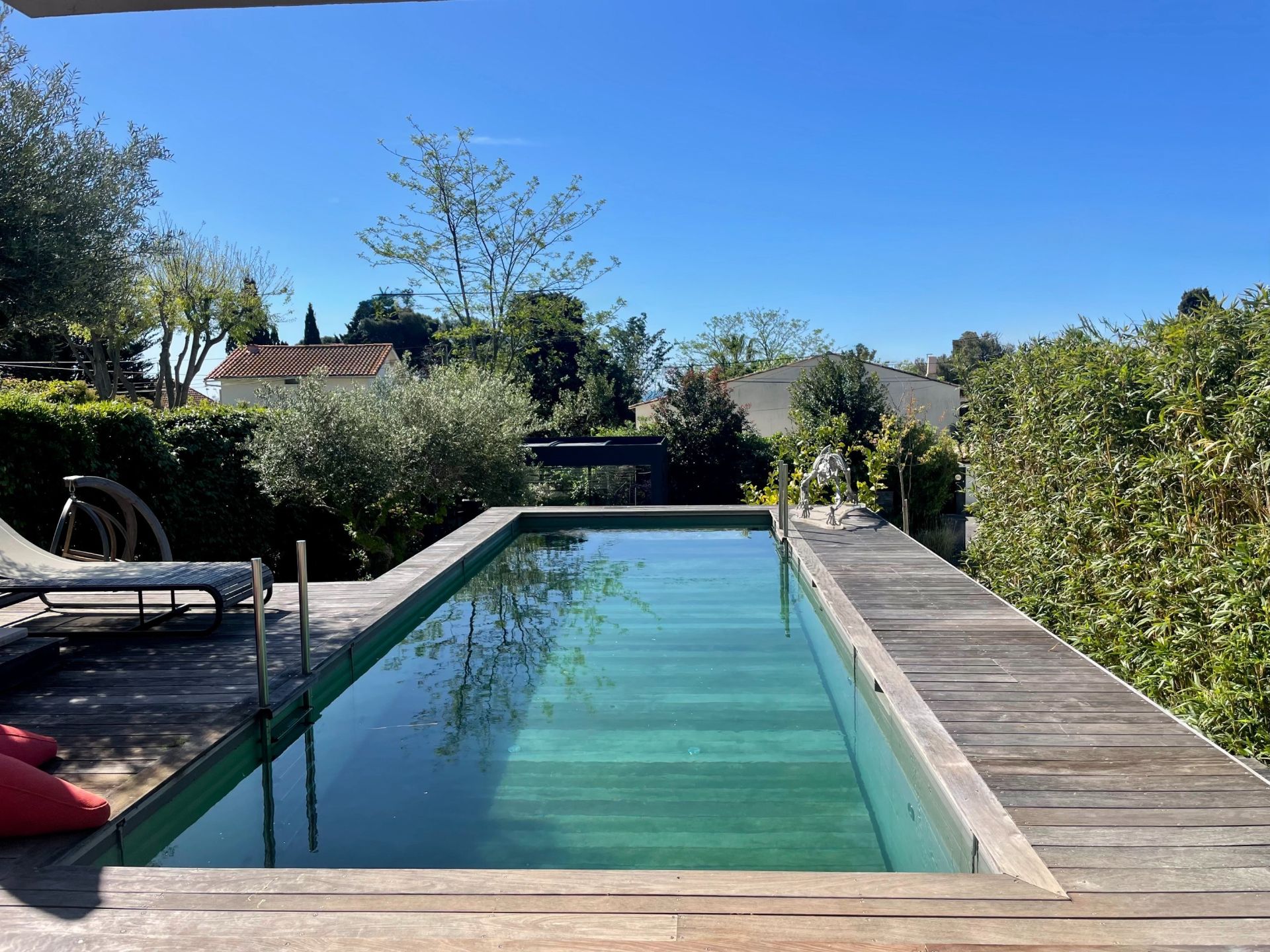 luxury house 8 Rooms for sale on SETE (34200)