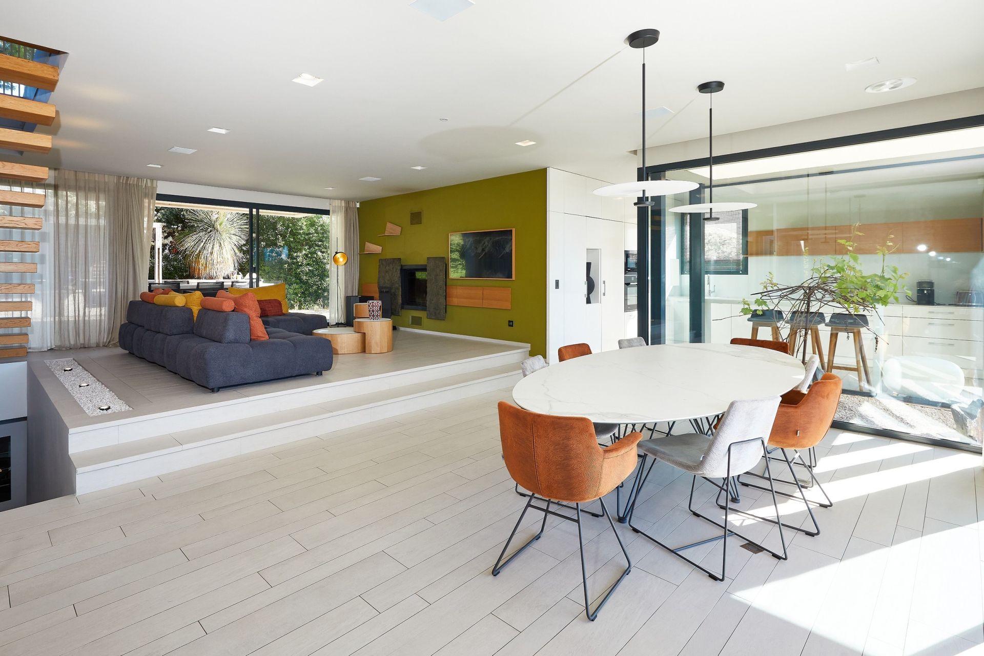 luxury house 8 Rooms for sale on SETE (34200)