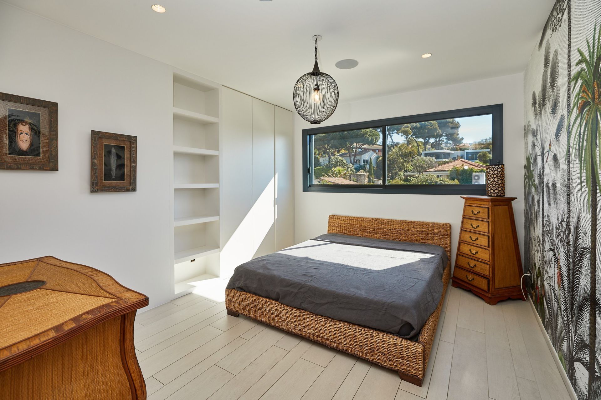 luxury house 8 Rooms for sale on SETE (34200)