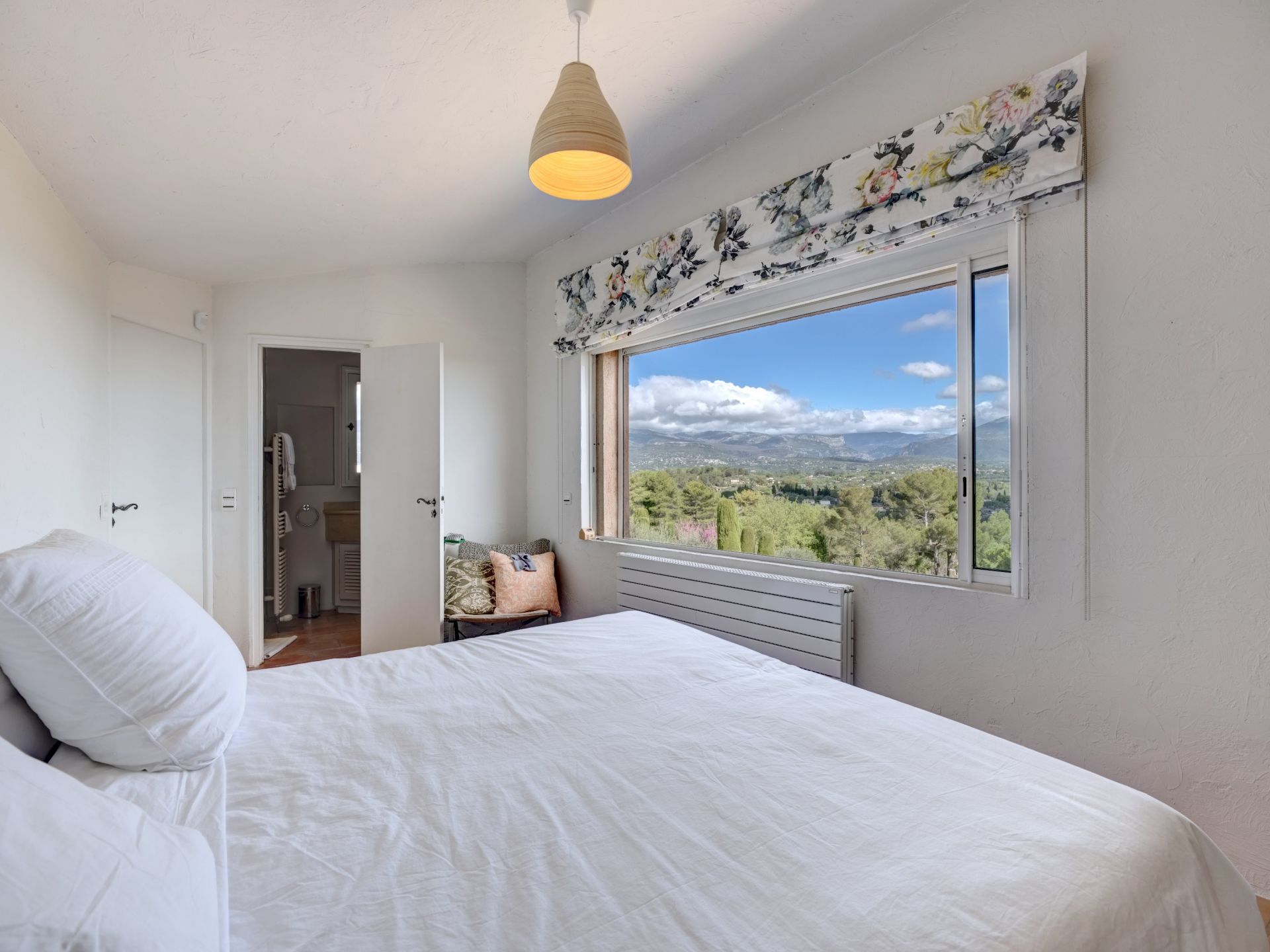 villa de luxe 6 Pièces en vente sur MOUANS SARTOUX (06370)