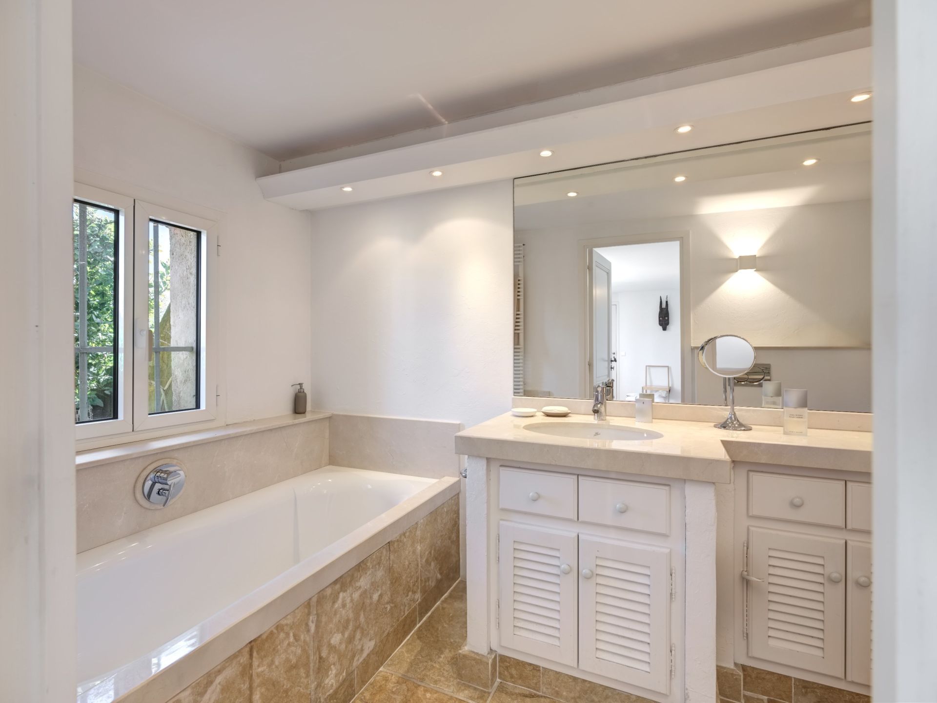 villa de luxe 6 Pièces en vente sur MOUANS SARTOUX (06370)