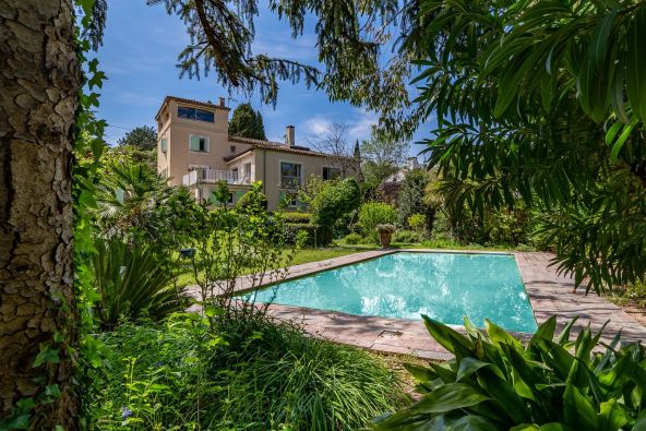 Sale Luxury house Montpellier 11 Rooms 318 m²