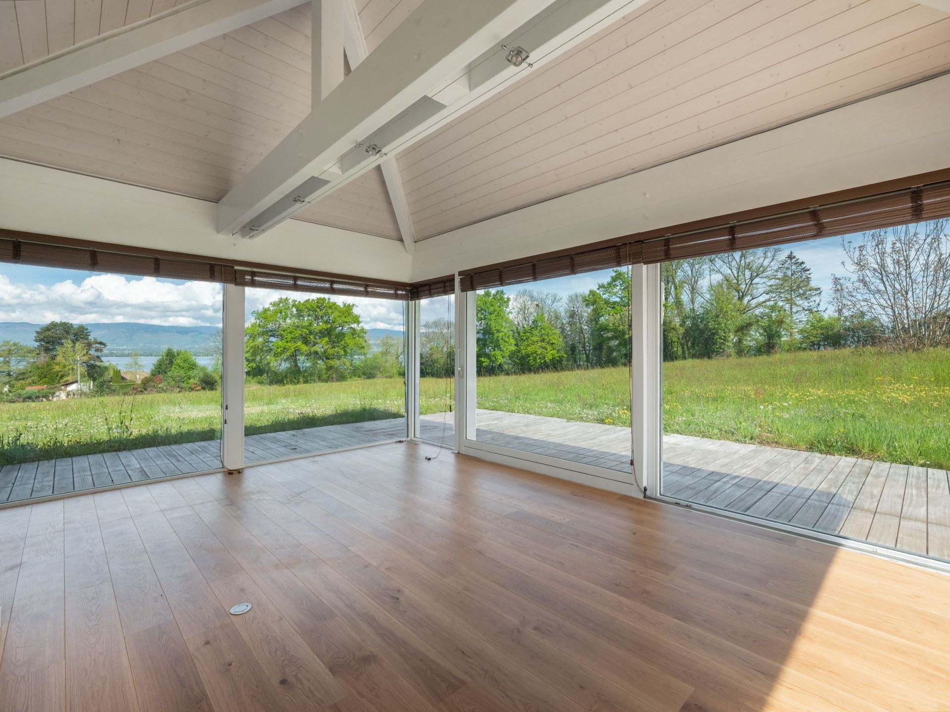 luxury house 6 Rooms for sale on YVOIRE (74140)