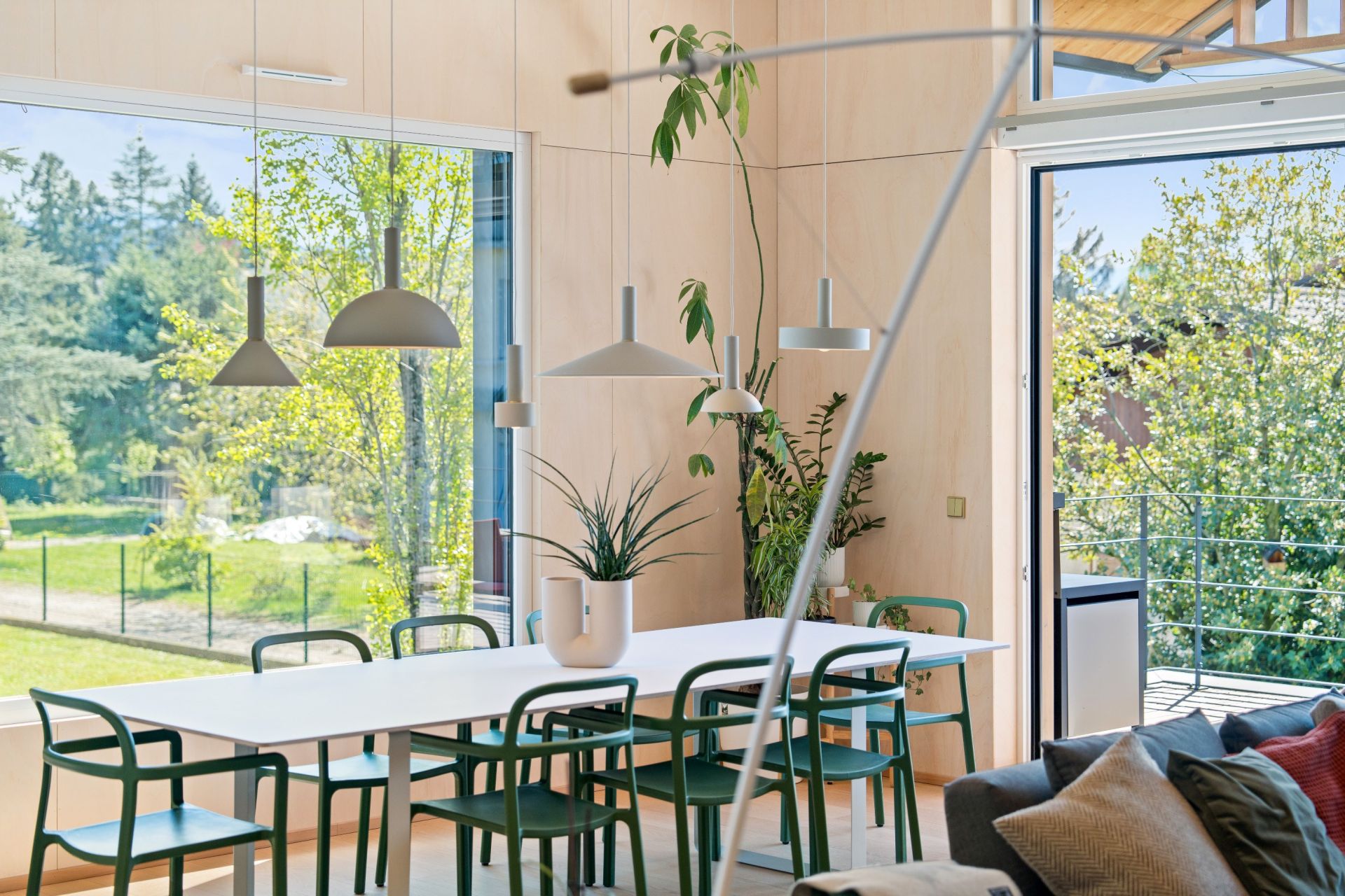 luxury house 9 Rooms for sale on THONON LES BAINS (74200)