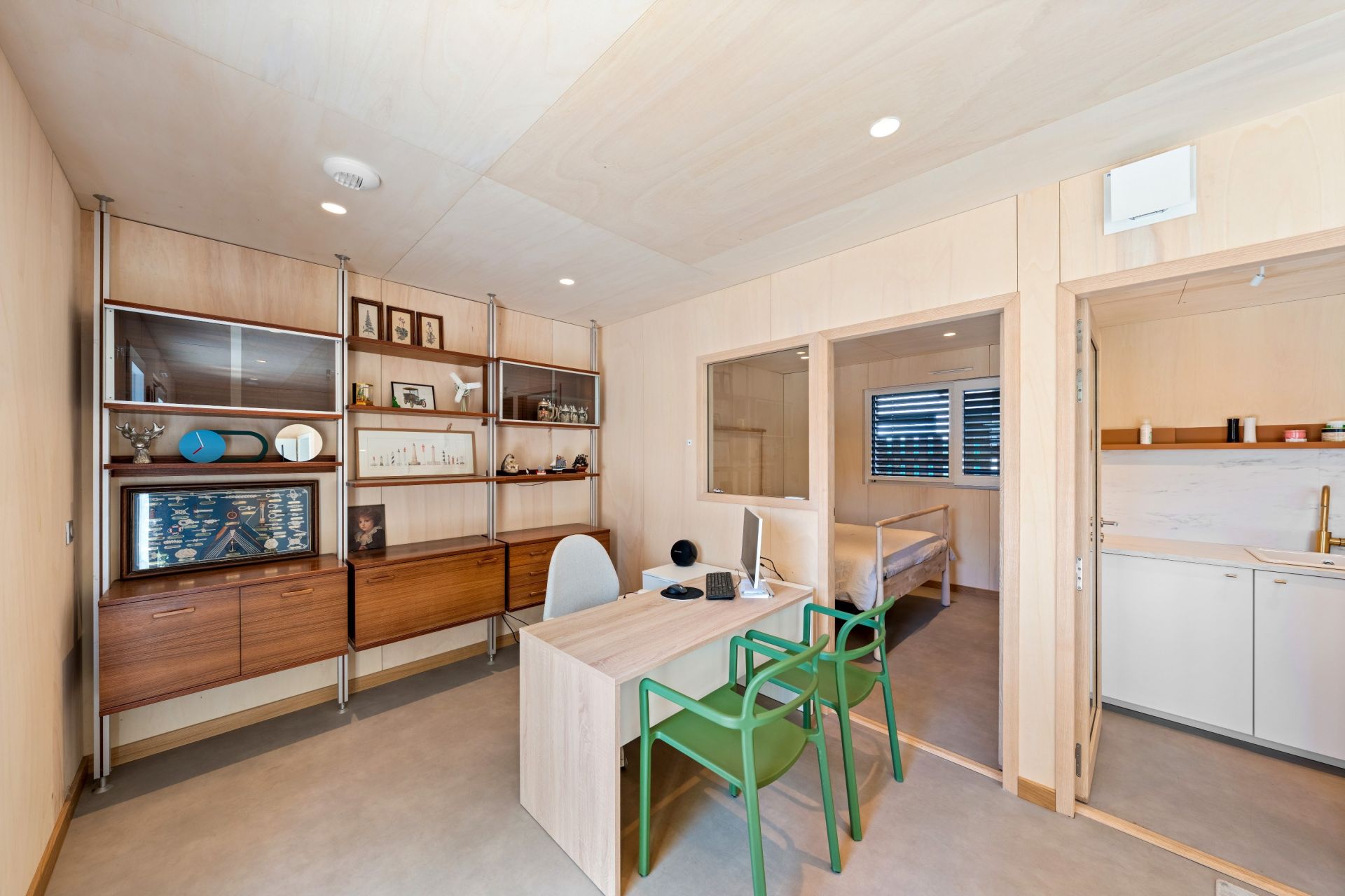 luxury house 9 Rooms for sale on THONON LES BAINS (74200)