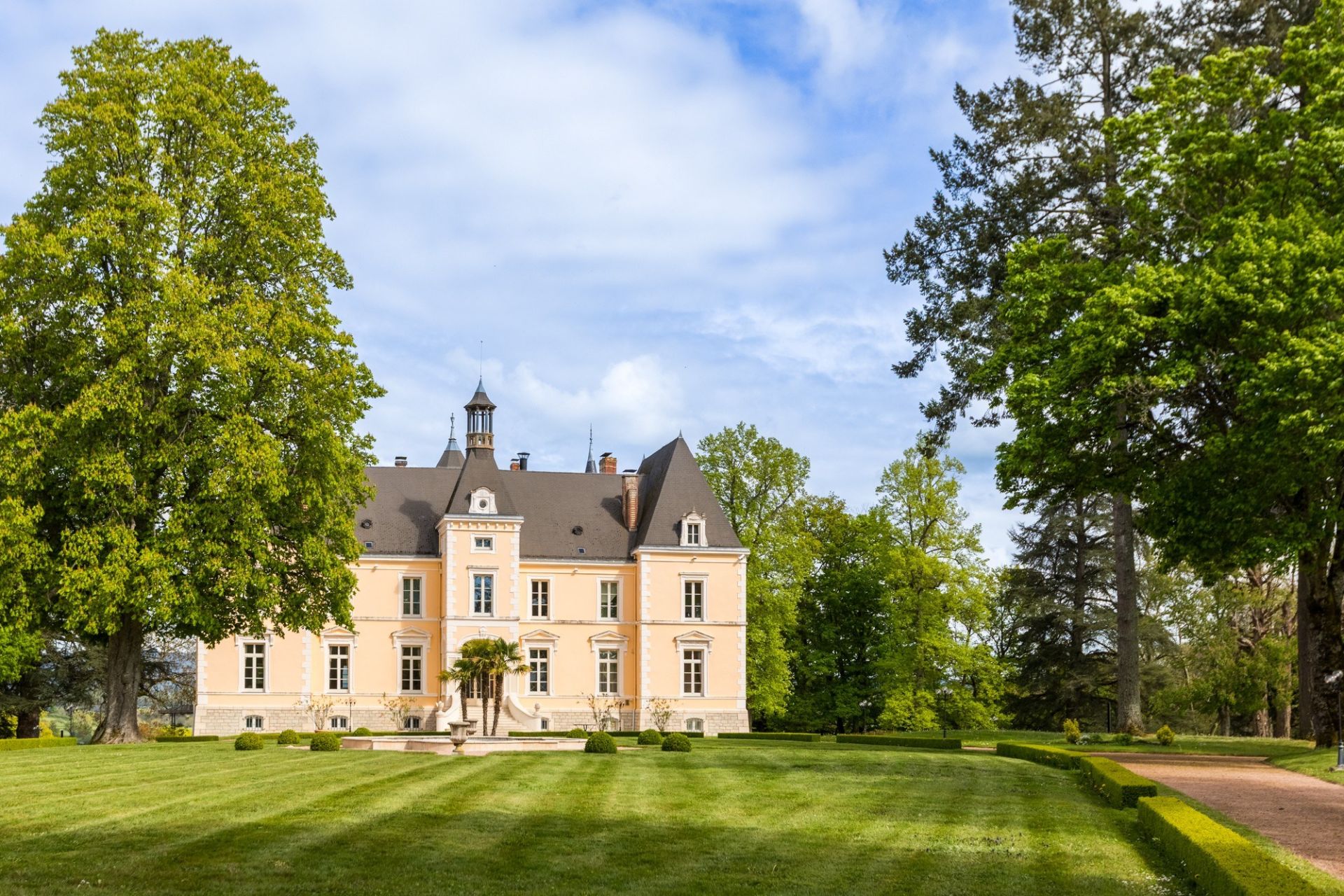 château 20 Pièces en vente sur AUTUN (71400)