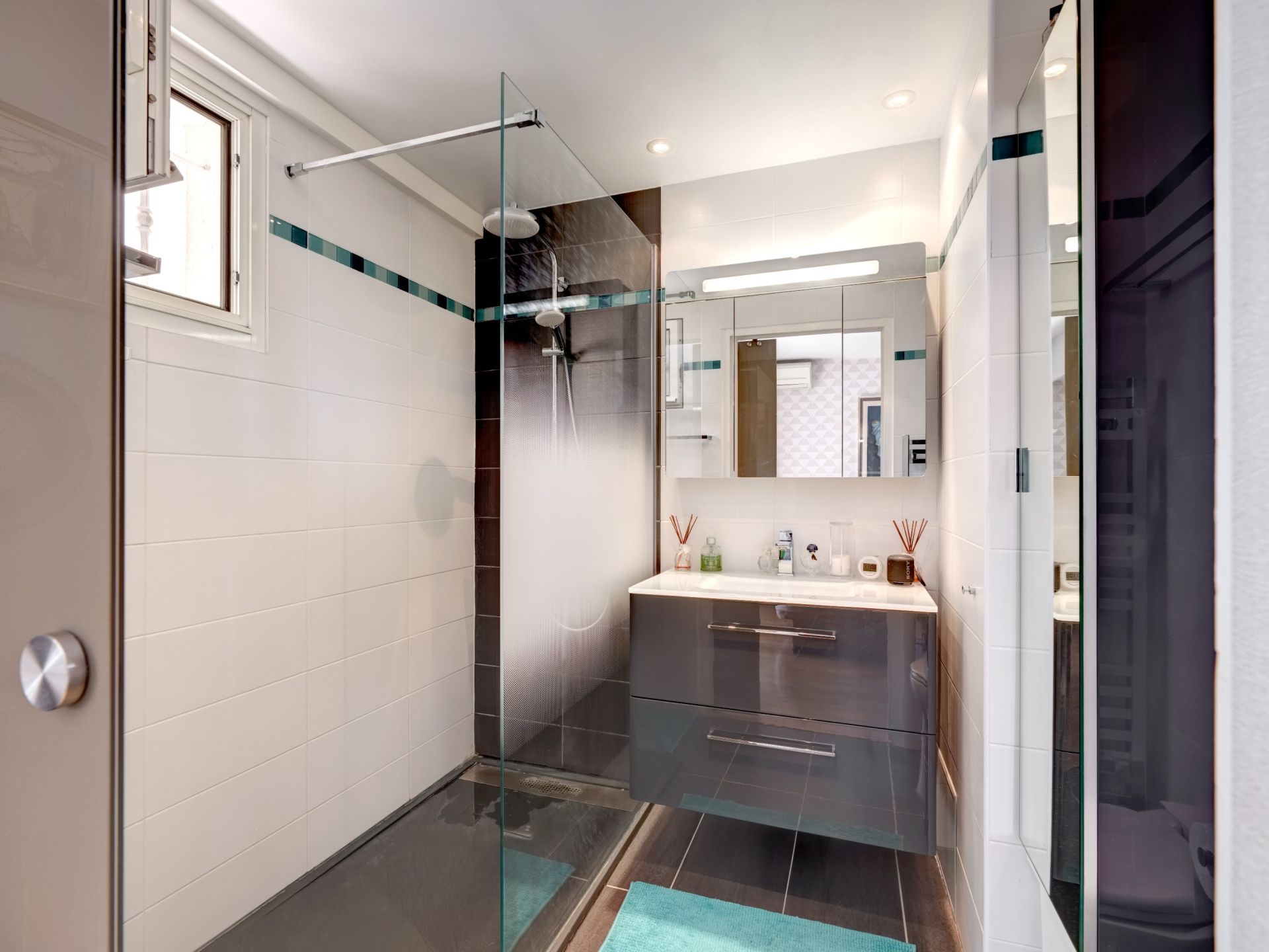 luxury apartment 3 Rooms for sale on LE CANNET (06110)