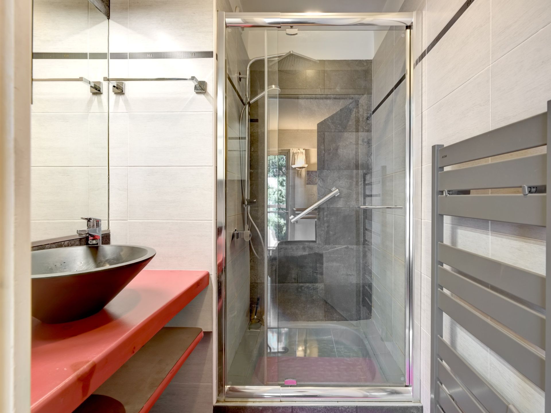 luxury apartment 3 Rooms for sale on LE CANNET (06110)