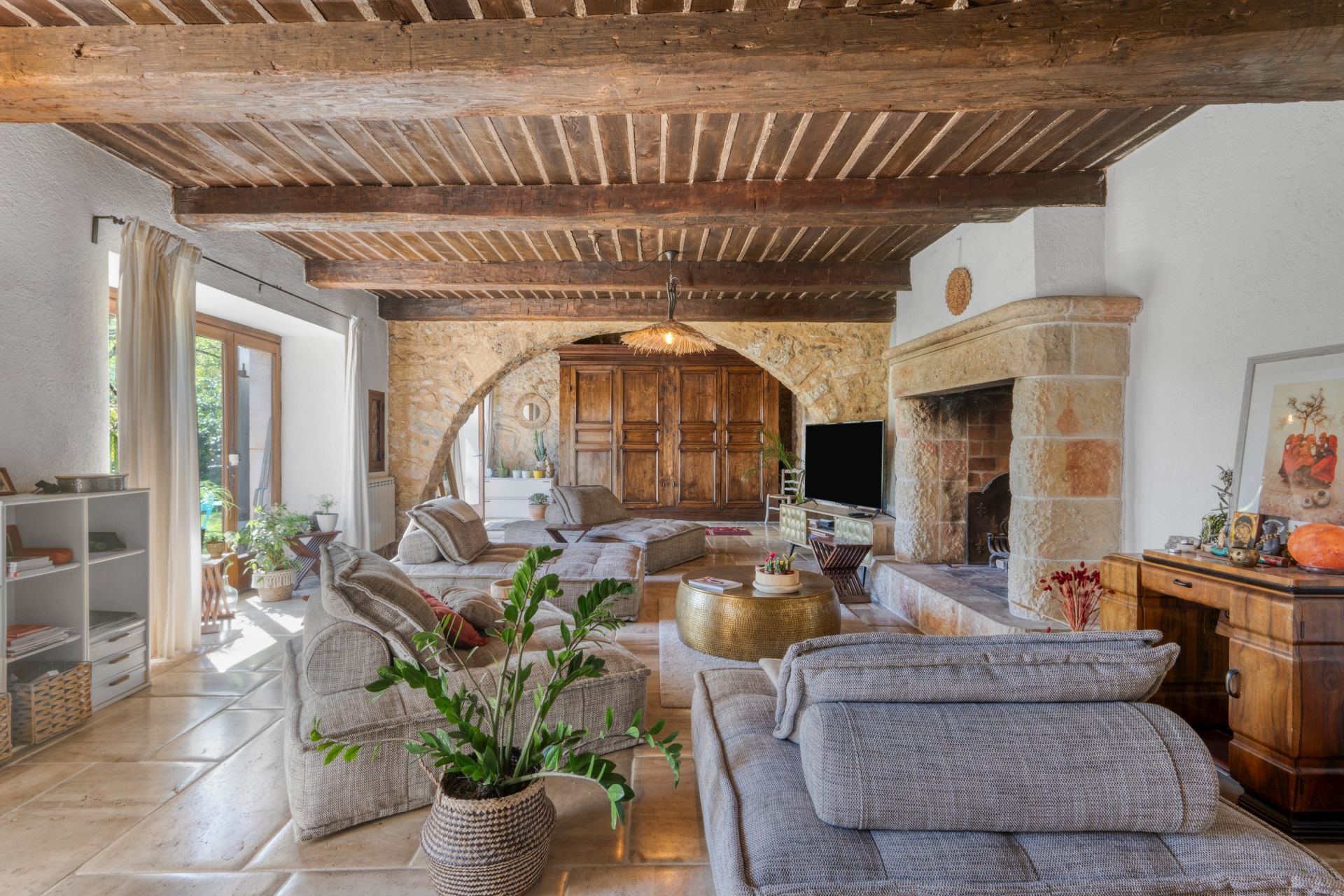 villa de luxe 6 Pièces en vente sur MONTAUROUX (83440)