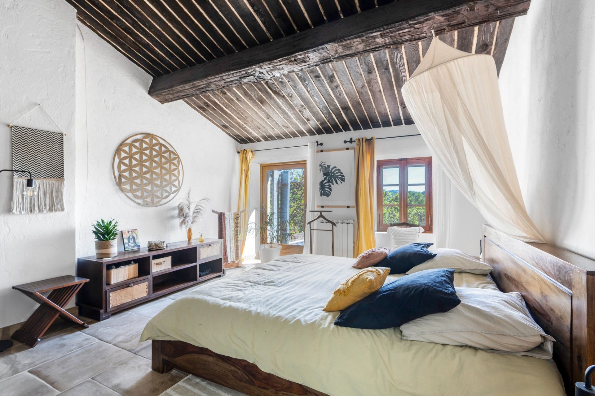 villa de luxe 6 Pièces en vente sur MONTAUROUX (83440)