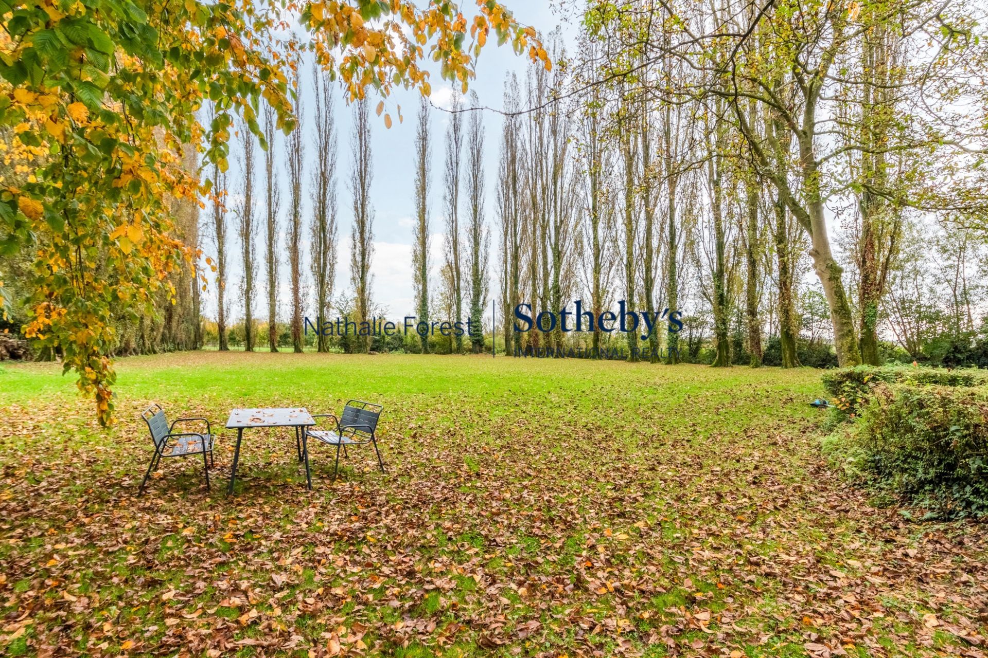 luxury house 17 Rooms for sale on BONDUES (59910)