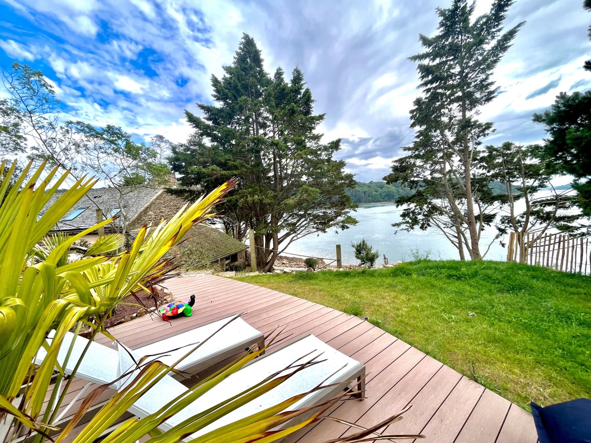 private island for seasonal rent on ILE DE BREHAT (22870)