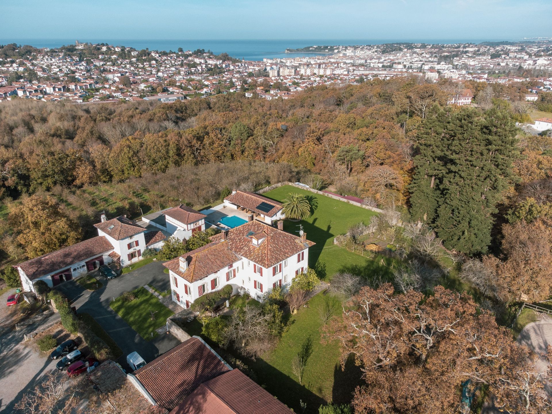 propriété équestre 18 Pièces en vente sur URRUGNE (64122)