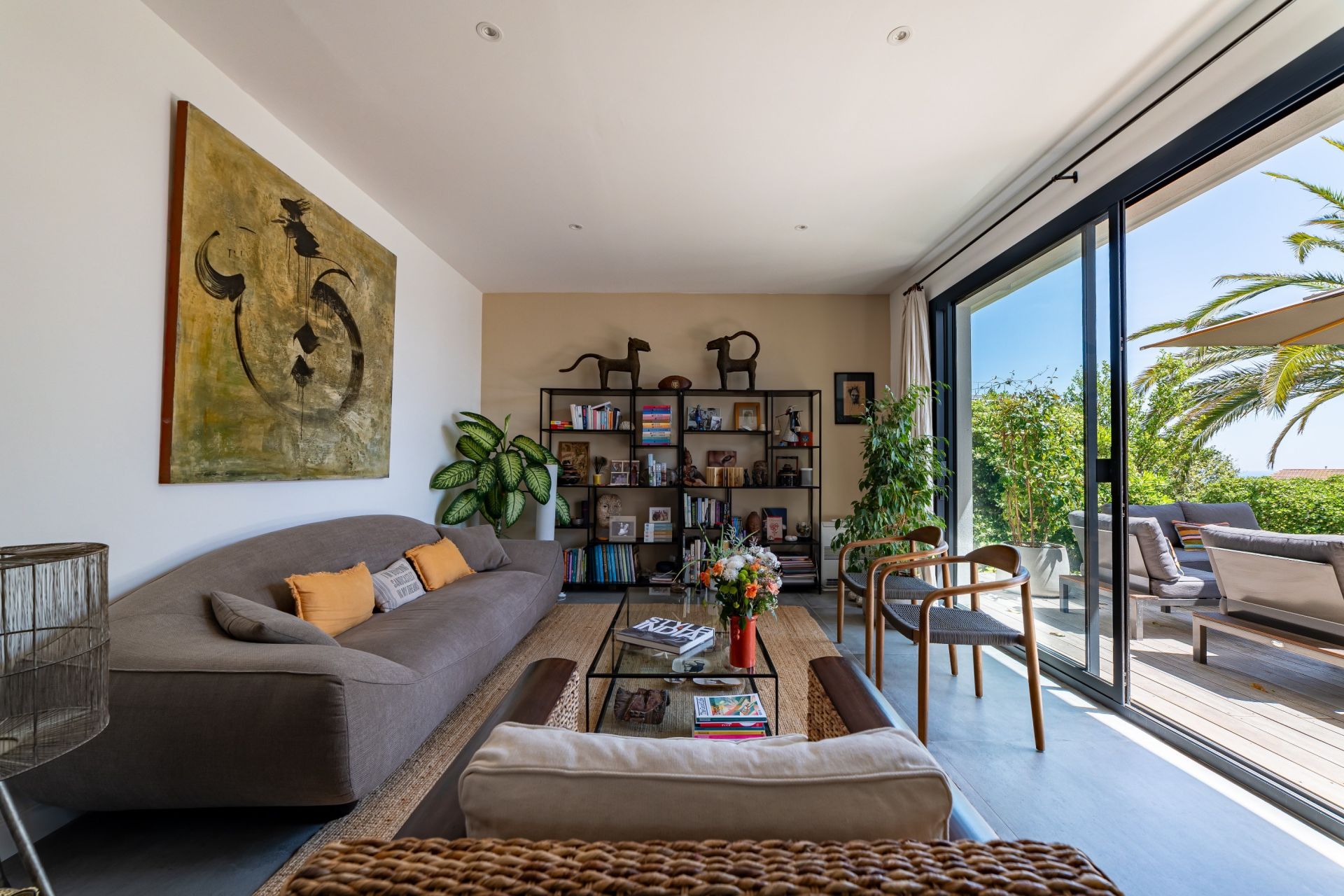 luxury house 5 Rooms for sale on SETE (34200)