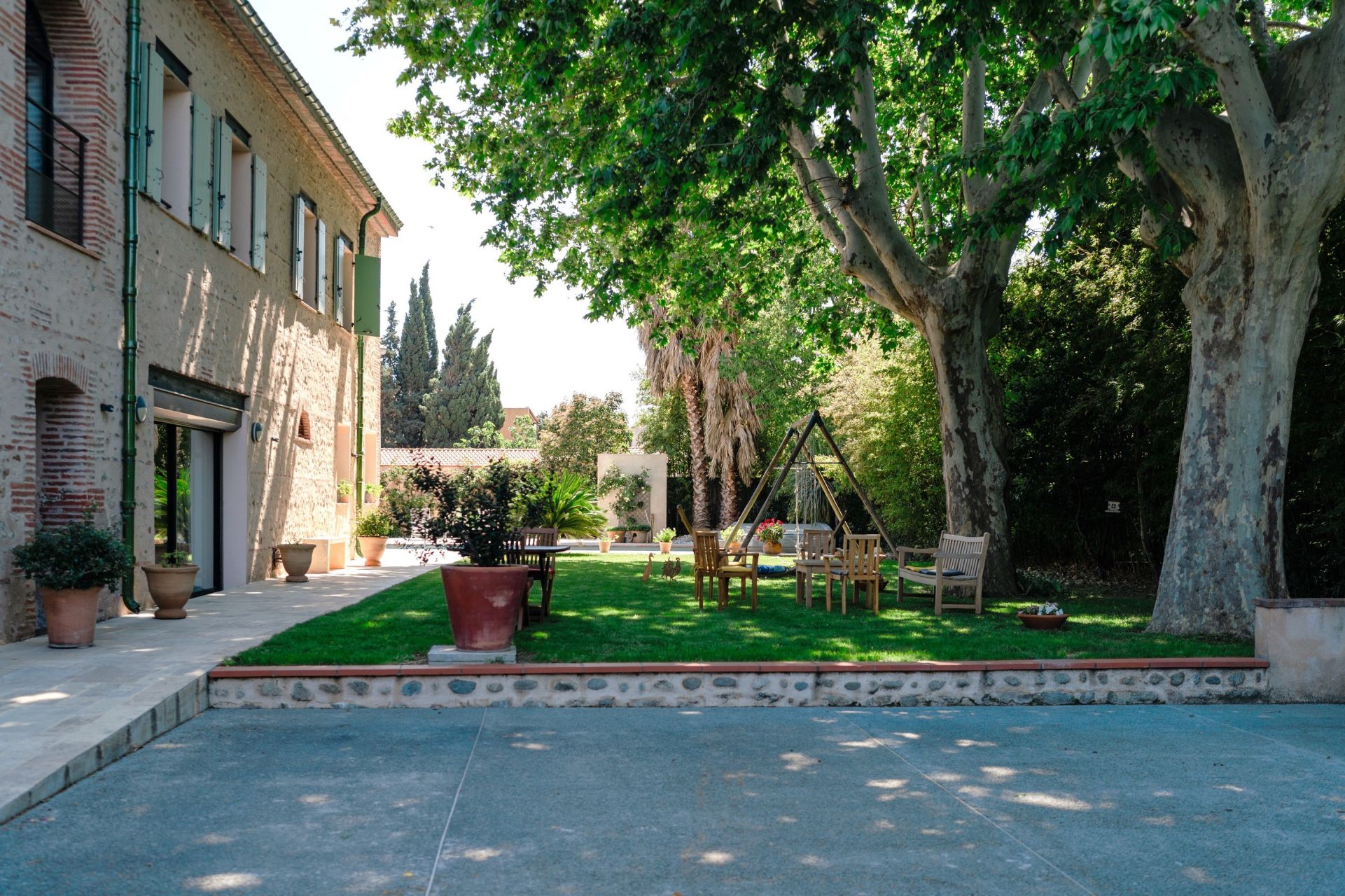 luxury house 6 Rooms for sale on CABESTANY (66330)