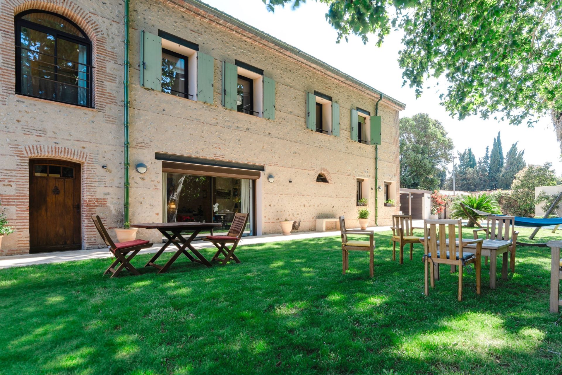 luxury house 6 Rooms for sale on CABESTANY (66330)