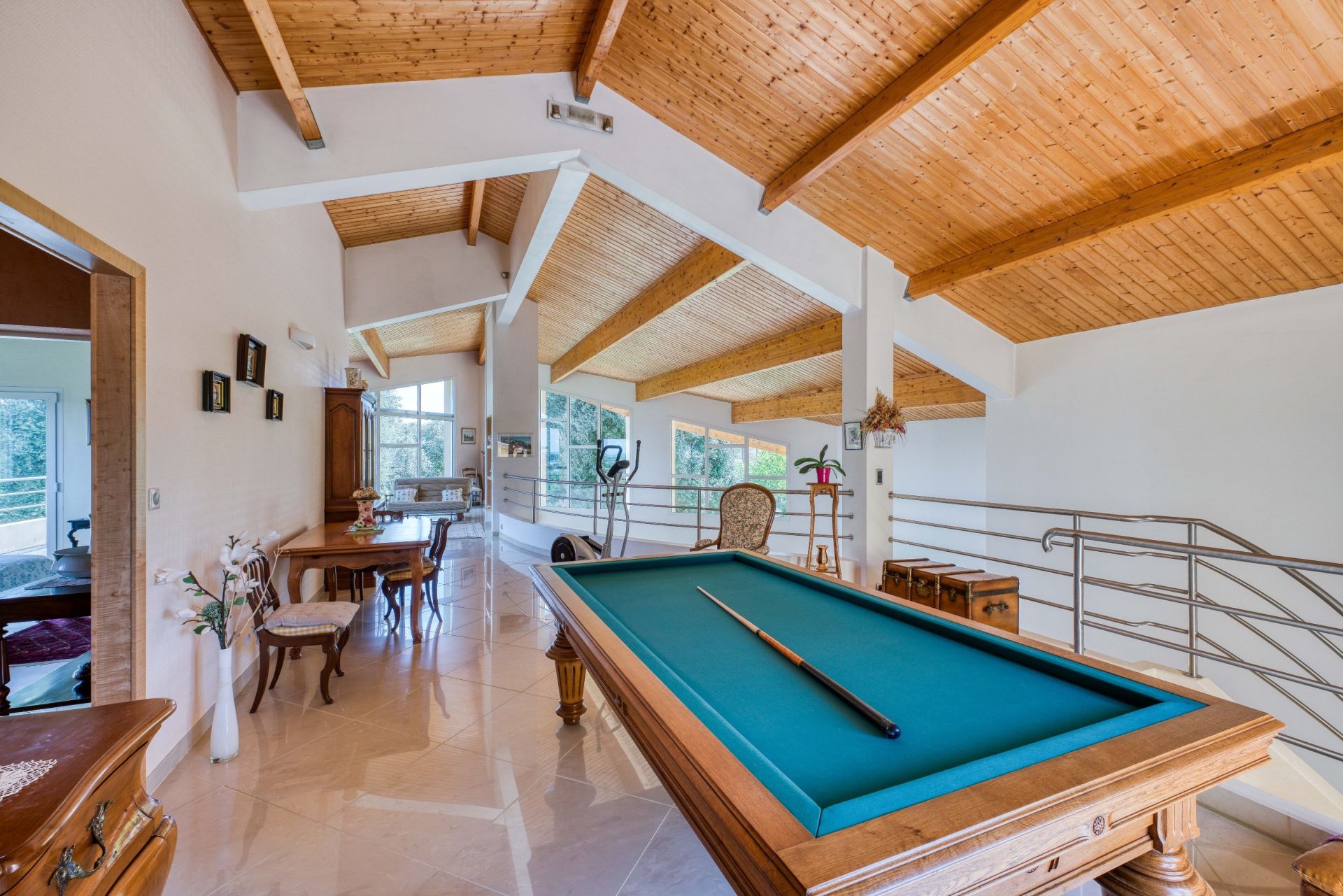 architect's house 7 Rooms for sale on COGNAC (16100)