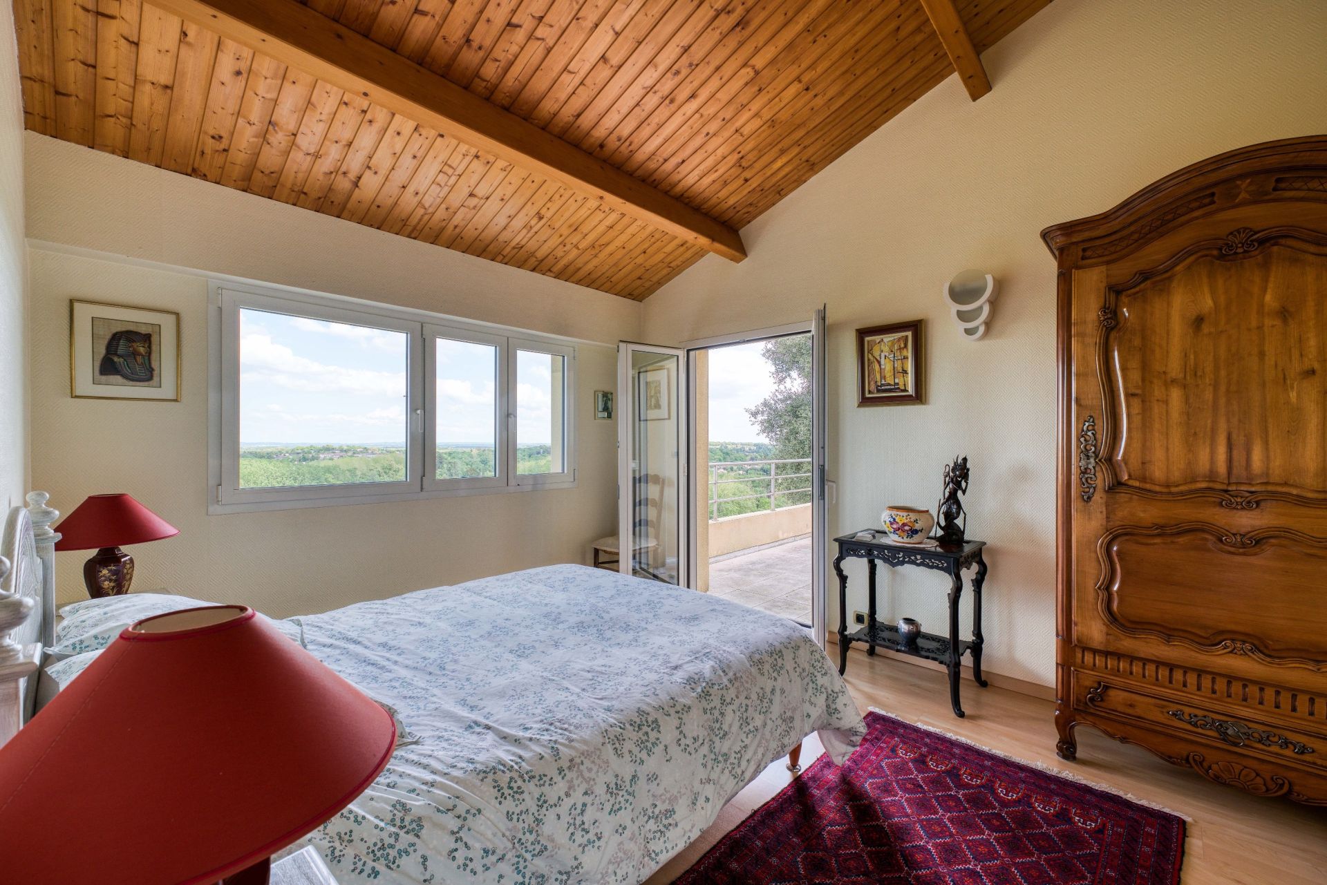 architect's house 7 Rooms for sale on COGNAC (16100)