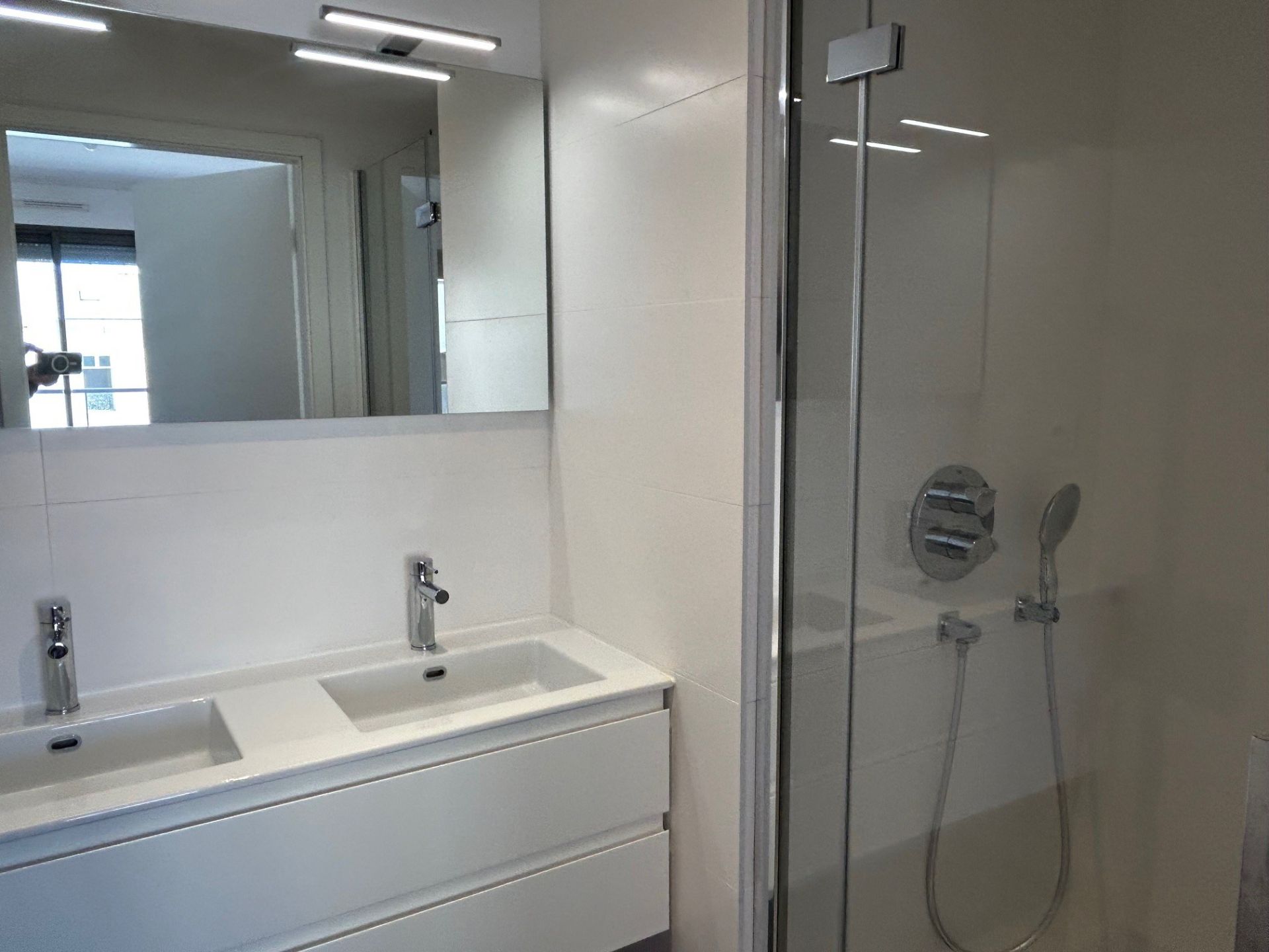 luxury apartment 4 Rooms for sale on RENNES (35000)