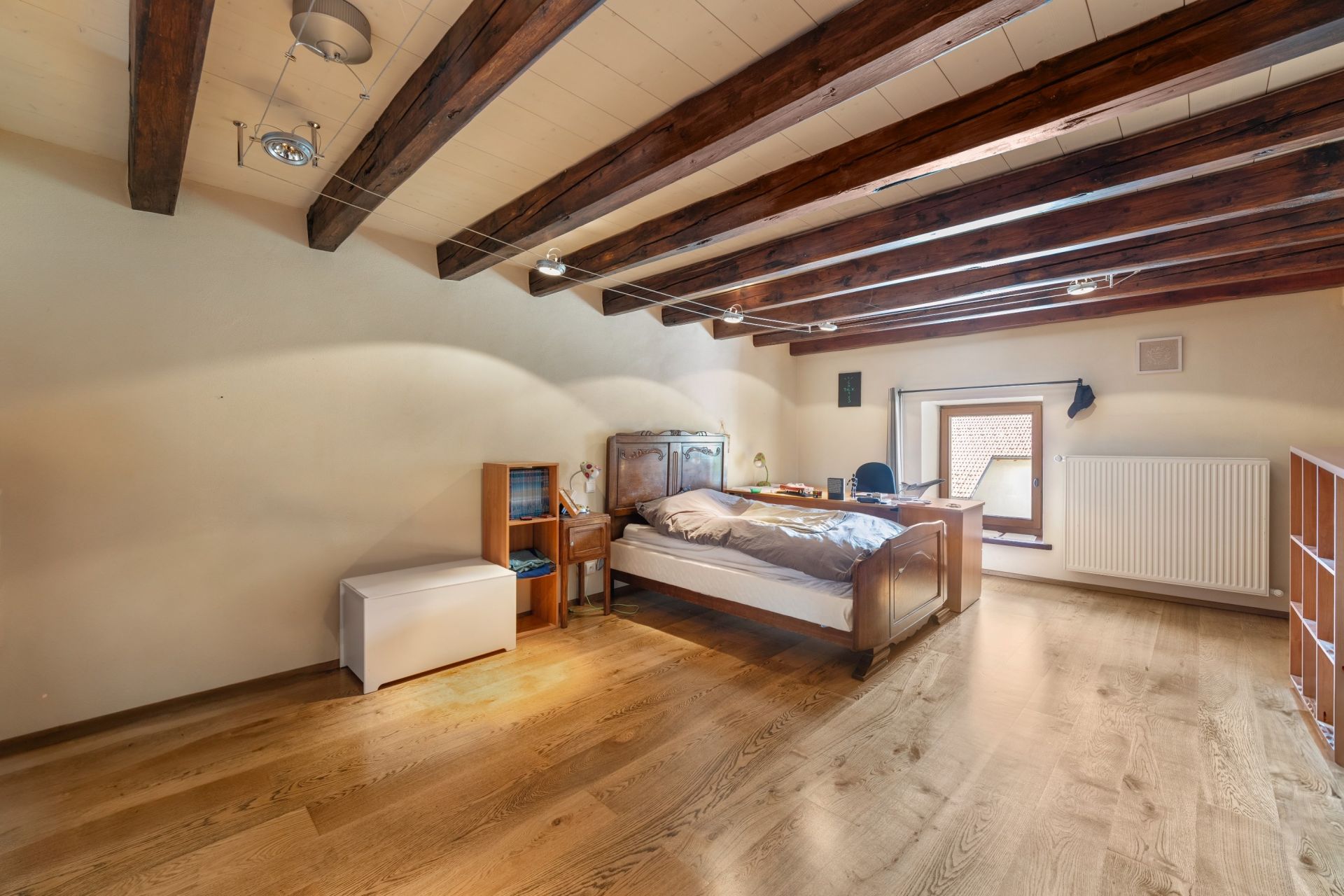 luxury house 12 Rooms for sale on NEYDENS (74160)