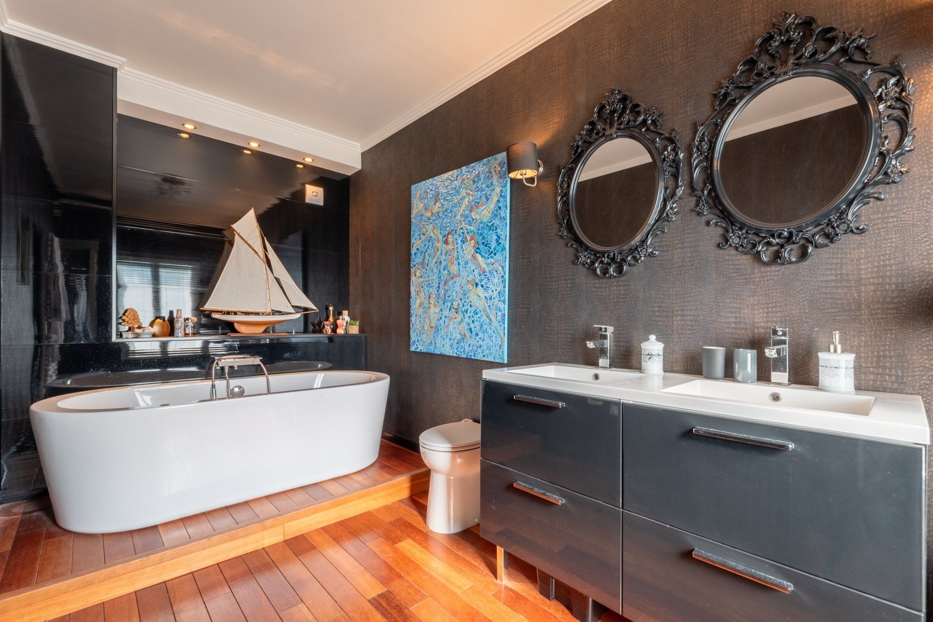 luxury house 8 Rooms for sale on ROUEN (76000)